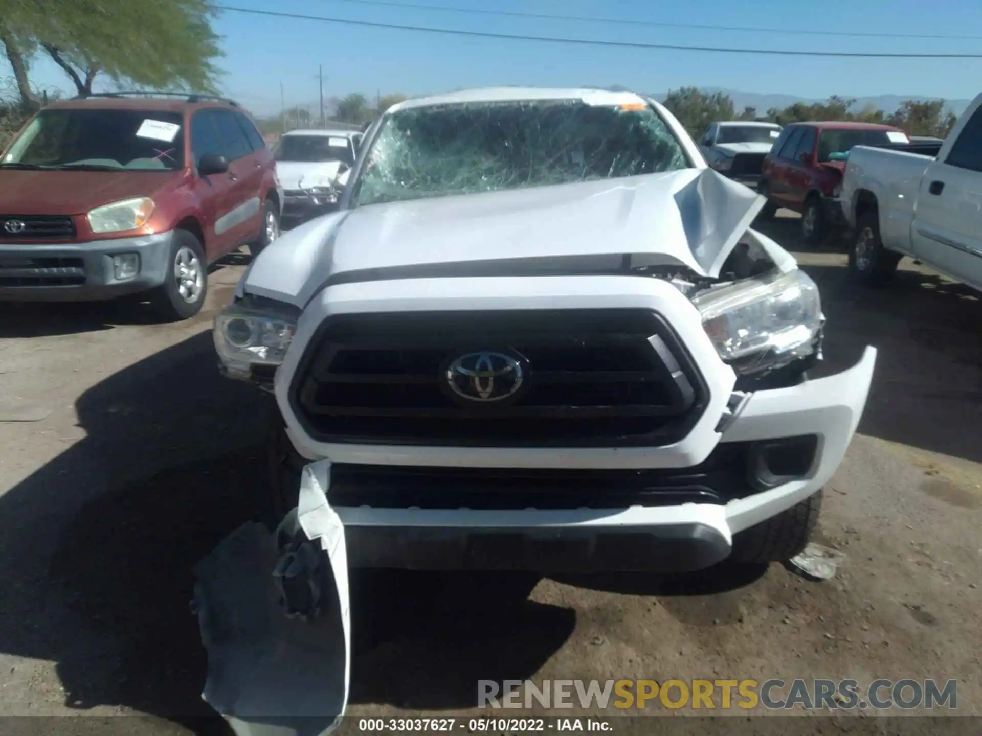 6 Photograph of a damaged car 3TMCZ5AN7LM326972 TOYOTA TACOMA 4WD 2020