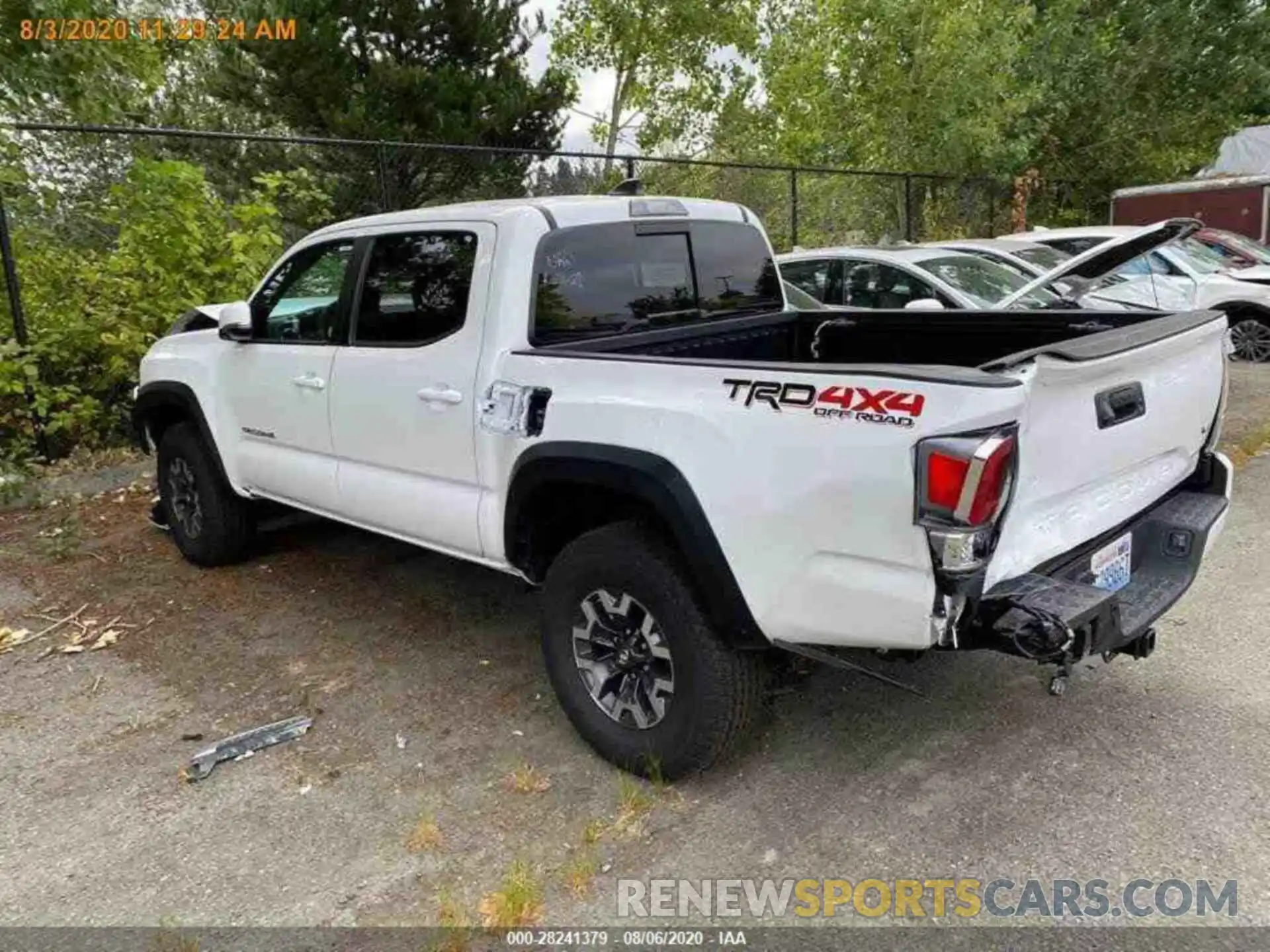 7 Photograph of a damaged car 3TMCZ5AN7LM327538 TOYOTA TACOMA 4WD 2020