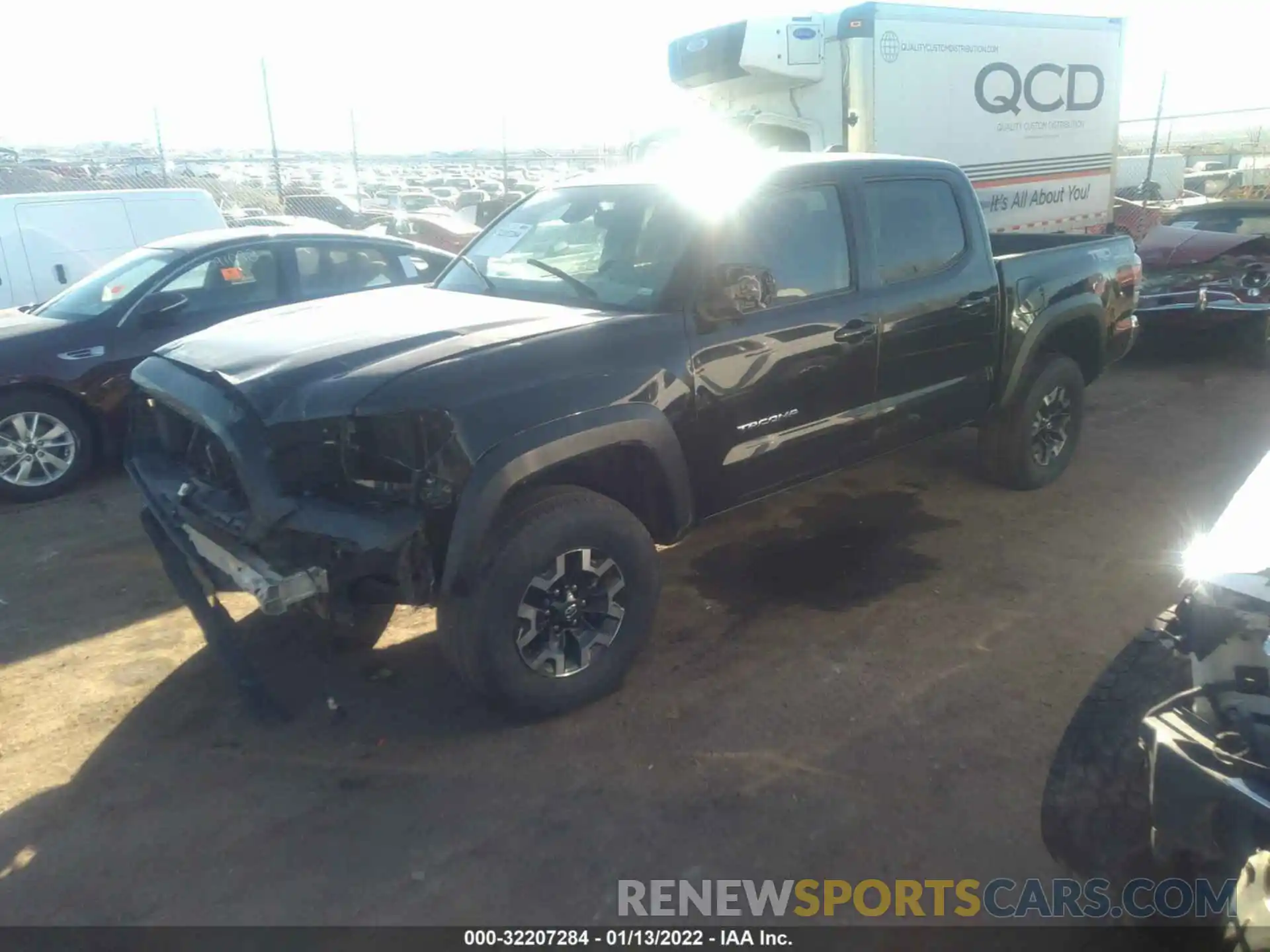 2 Photograph of a damaged car 3TMCZ5AN7LM328298 TOYOTA TACOMA 4WD 2020