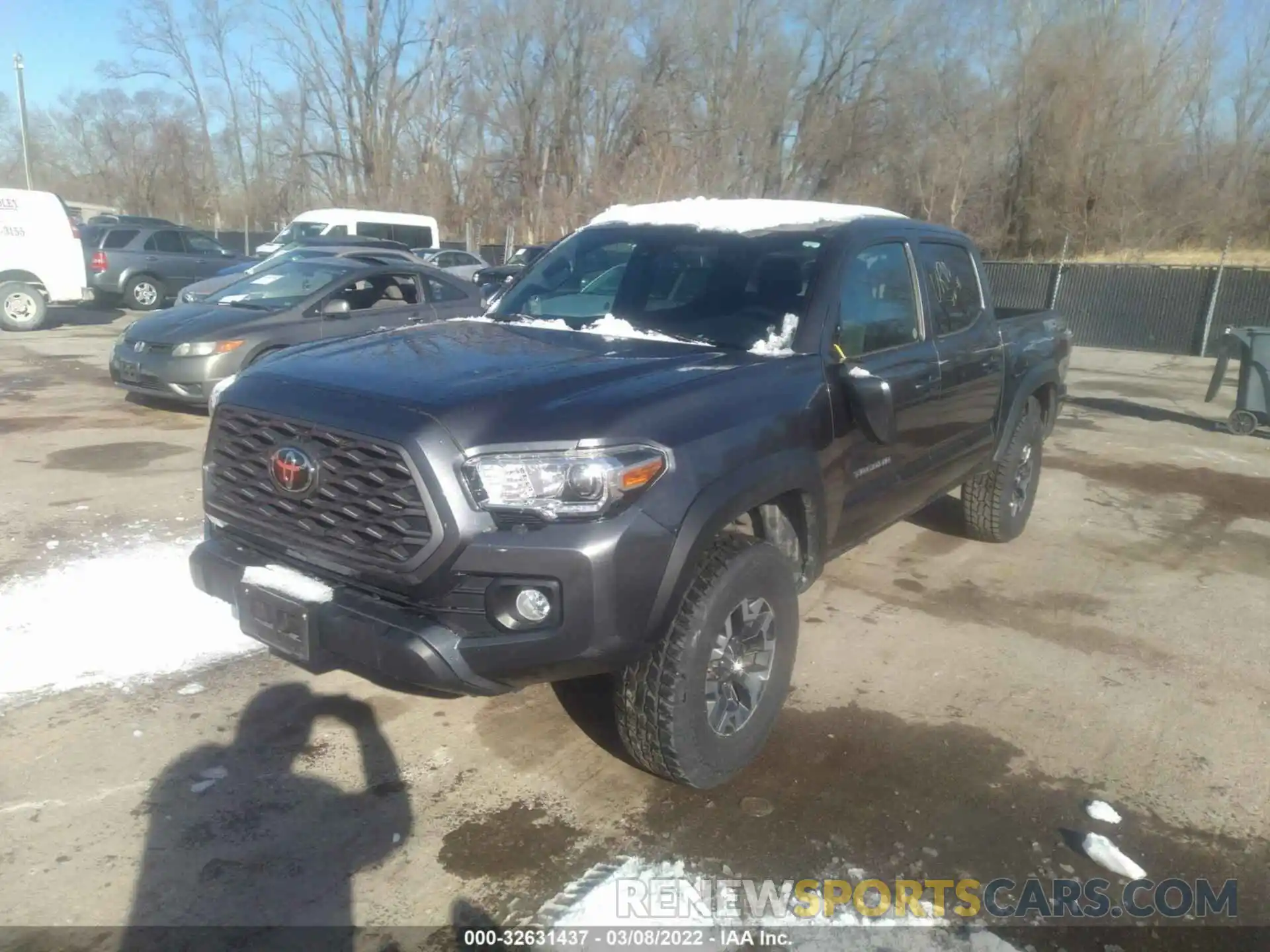 2 Photograph of a damaged car 3TMCZ5AN7LM329337 TOYOTA TACOMA 4WD 2020