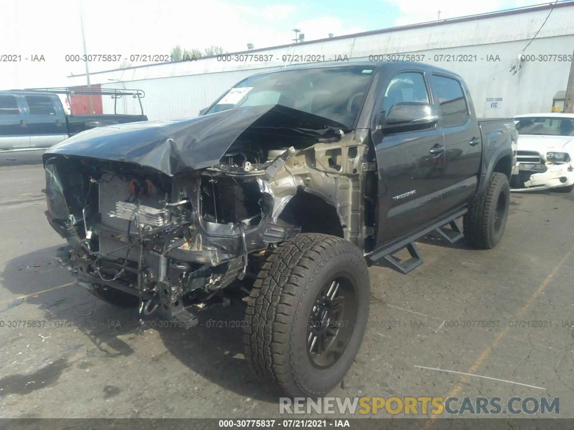 2 Photograph of a damaged car 3TMCZ5AN7LM331203 TOYOTA TACOMA 4WD 2020