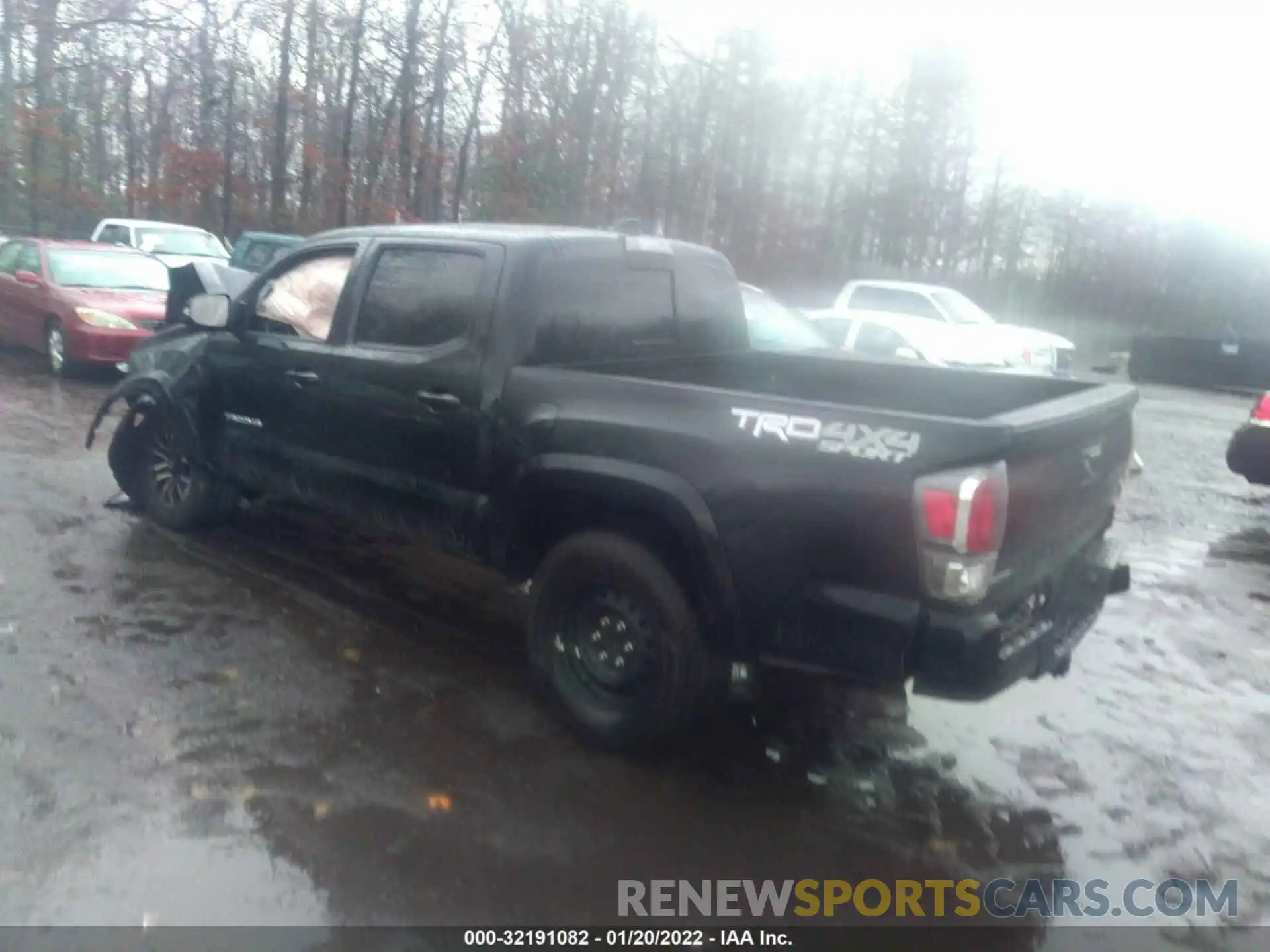 3 Фотография поврежденного автомобиля 3TMCZ5AN7LM337602 TOYOTA TACOMA 4WD 2020