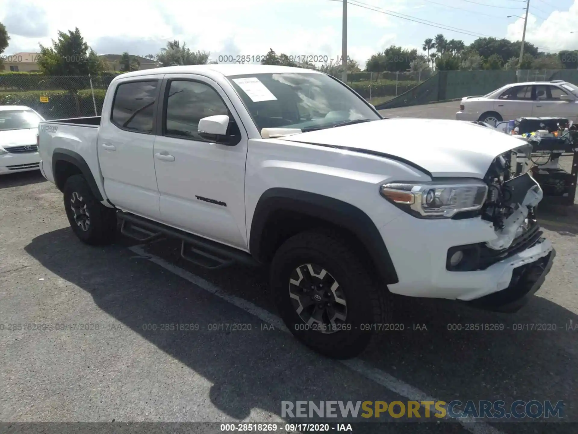 1 Photograph of a damaged car 3TMCZ5AN7LM342752 TOYOTA TACOMA 4WD 2020