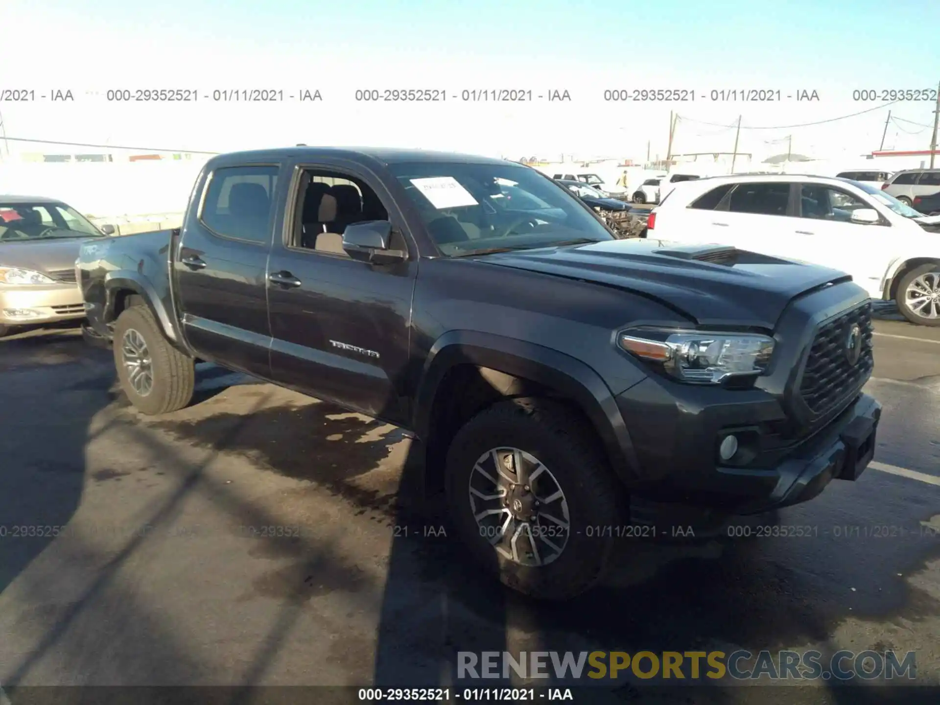 1 Photograph of a damaged car 3TMCZ5AN7LM345523 TOYOTA TACOMA 4WD 2020