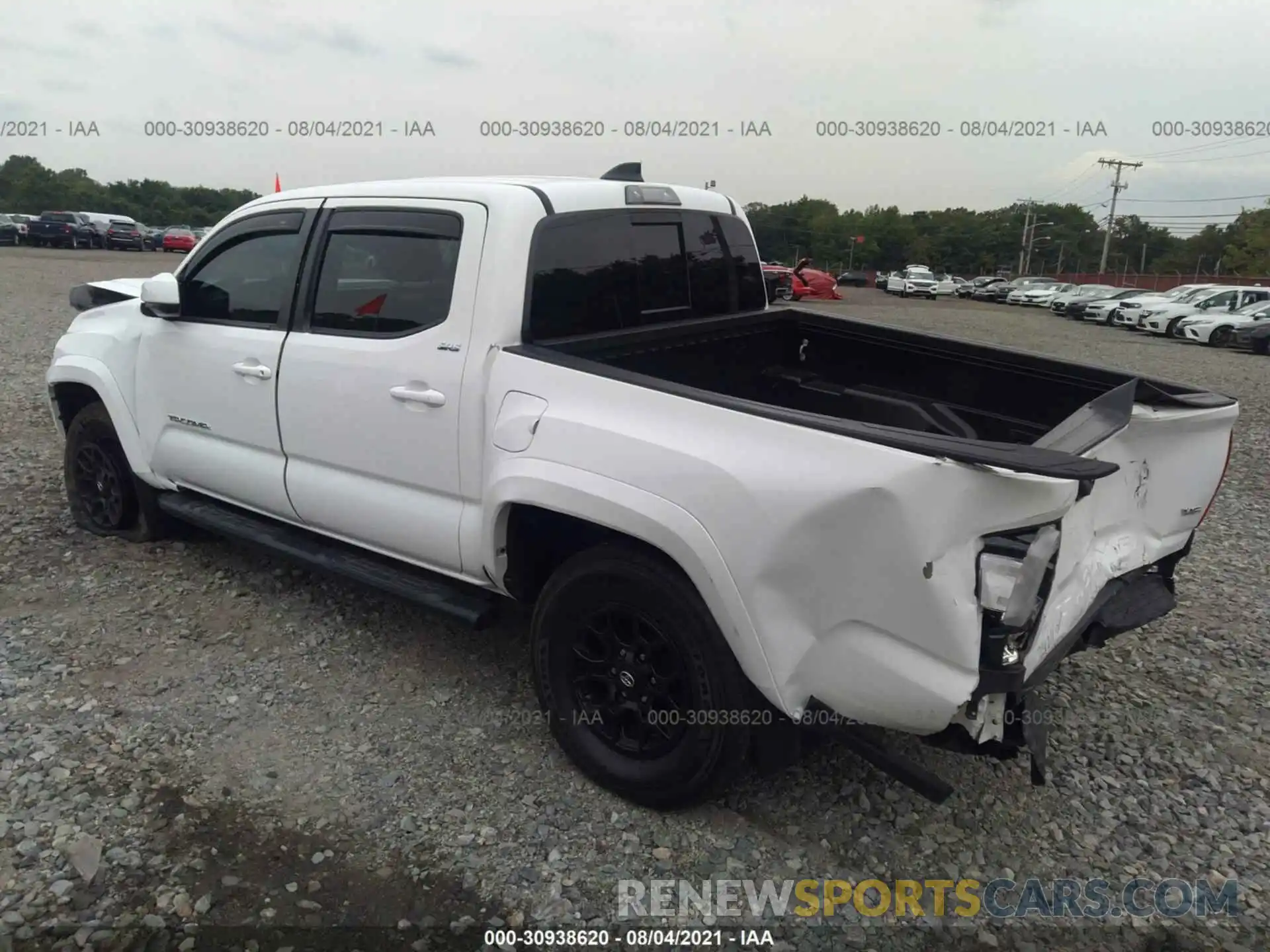 3 Photograph of a damaged car 3TMCZ5AN7LM346364 TOYOTA TACOMA 4WD 2020