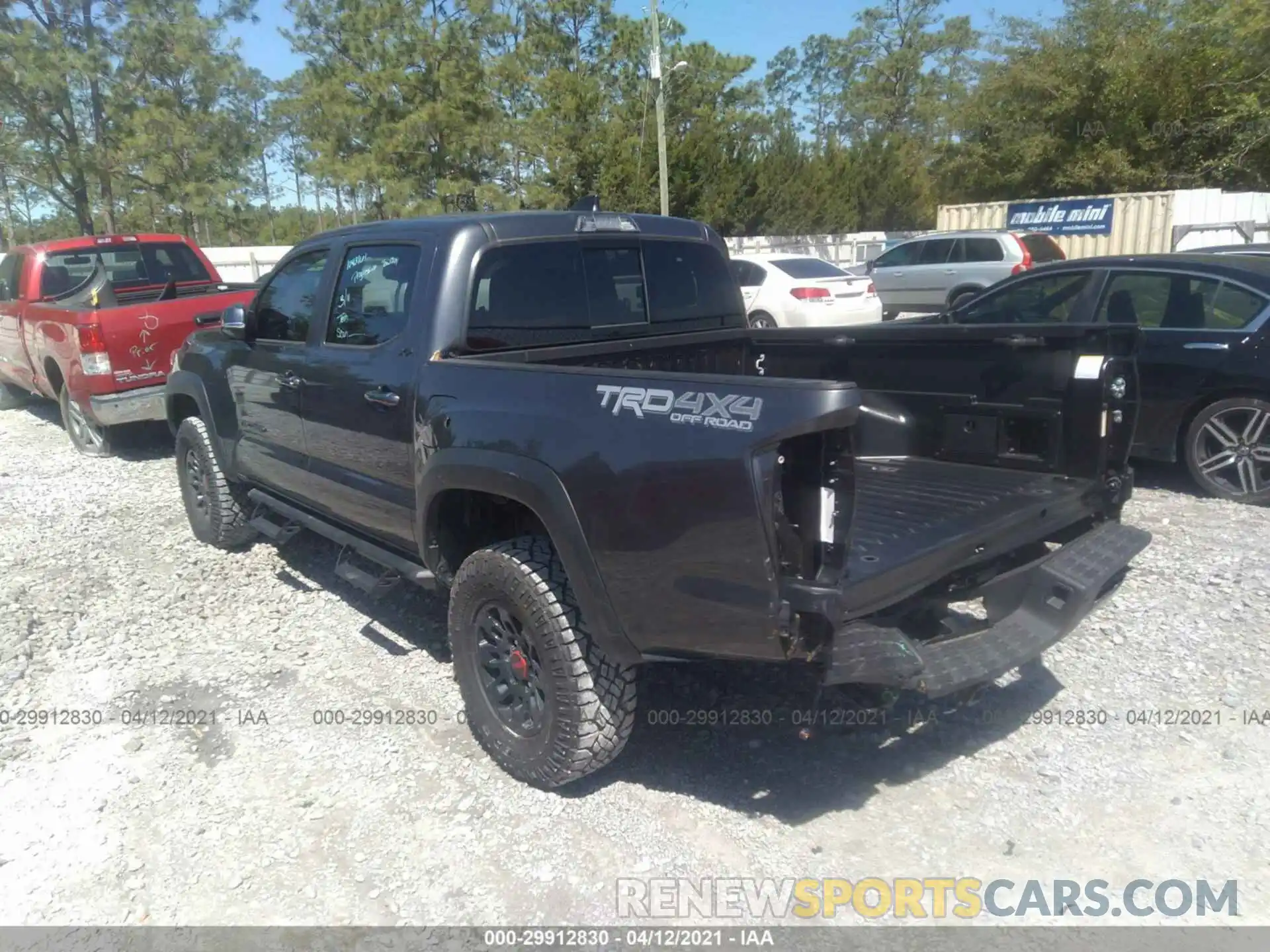 3 Photograph of a damaged car 3TMCZ5AN7LM347563 TOYOTA TACOMA 4WD 2020