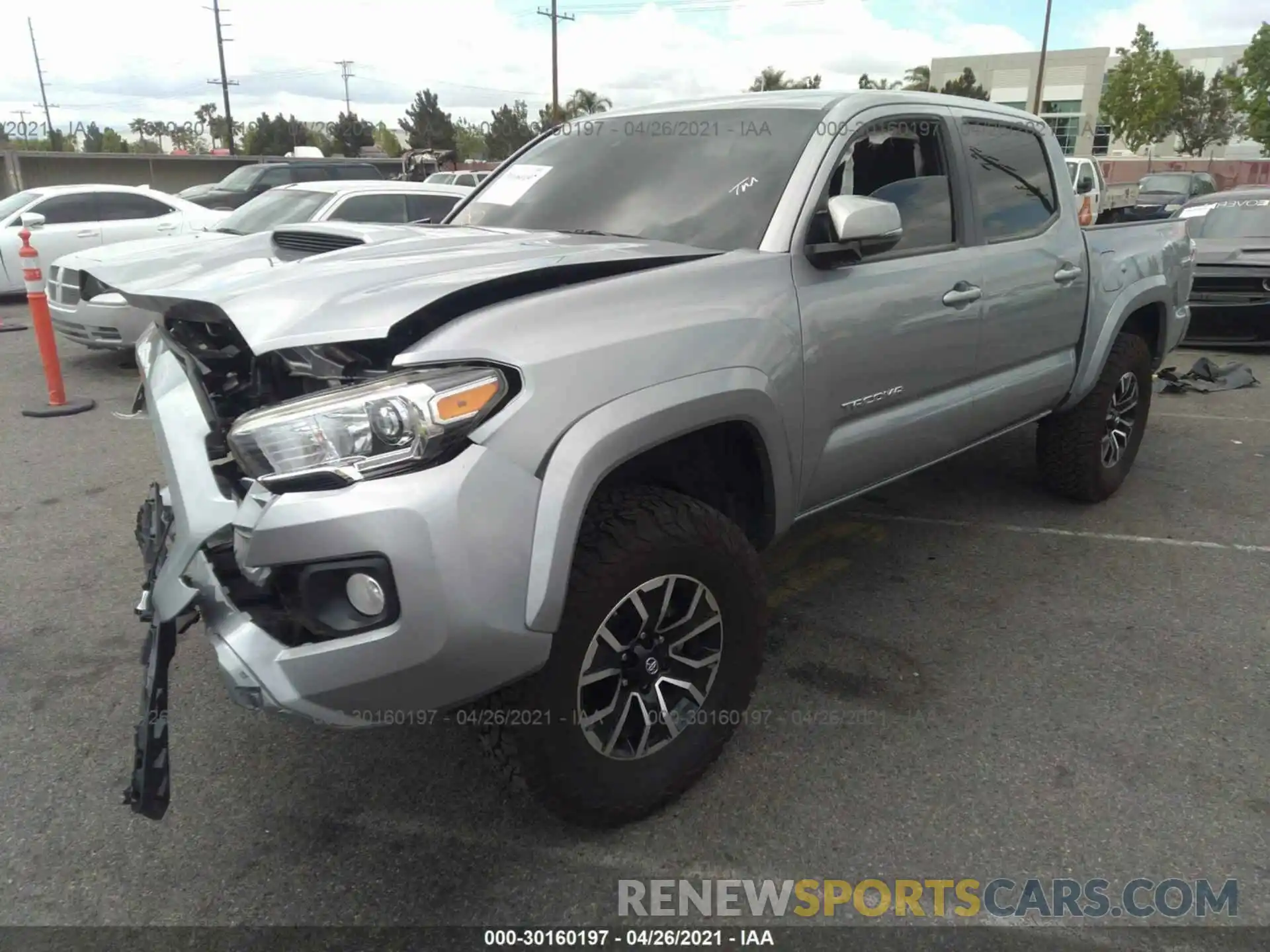 2 Photograph of a damaged car 3TMCZ5AN7LM352309 TOYOTA TACOMA 4WD 2020