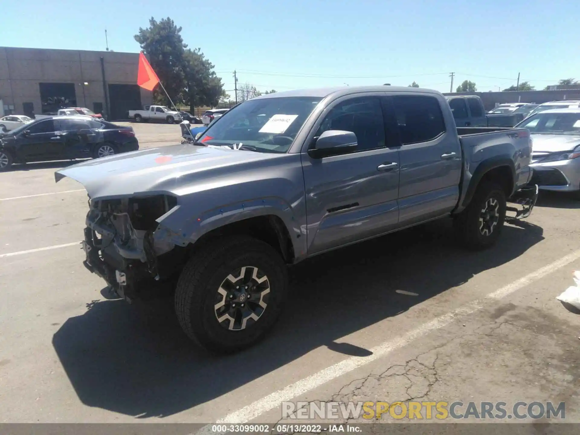 2 Photograph of a damaged car 3TMCZ5AN7LM353864 TOYOTA TACOMA 4WD 2020