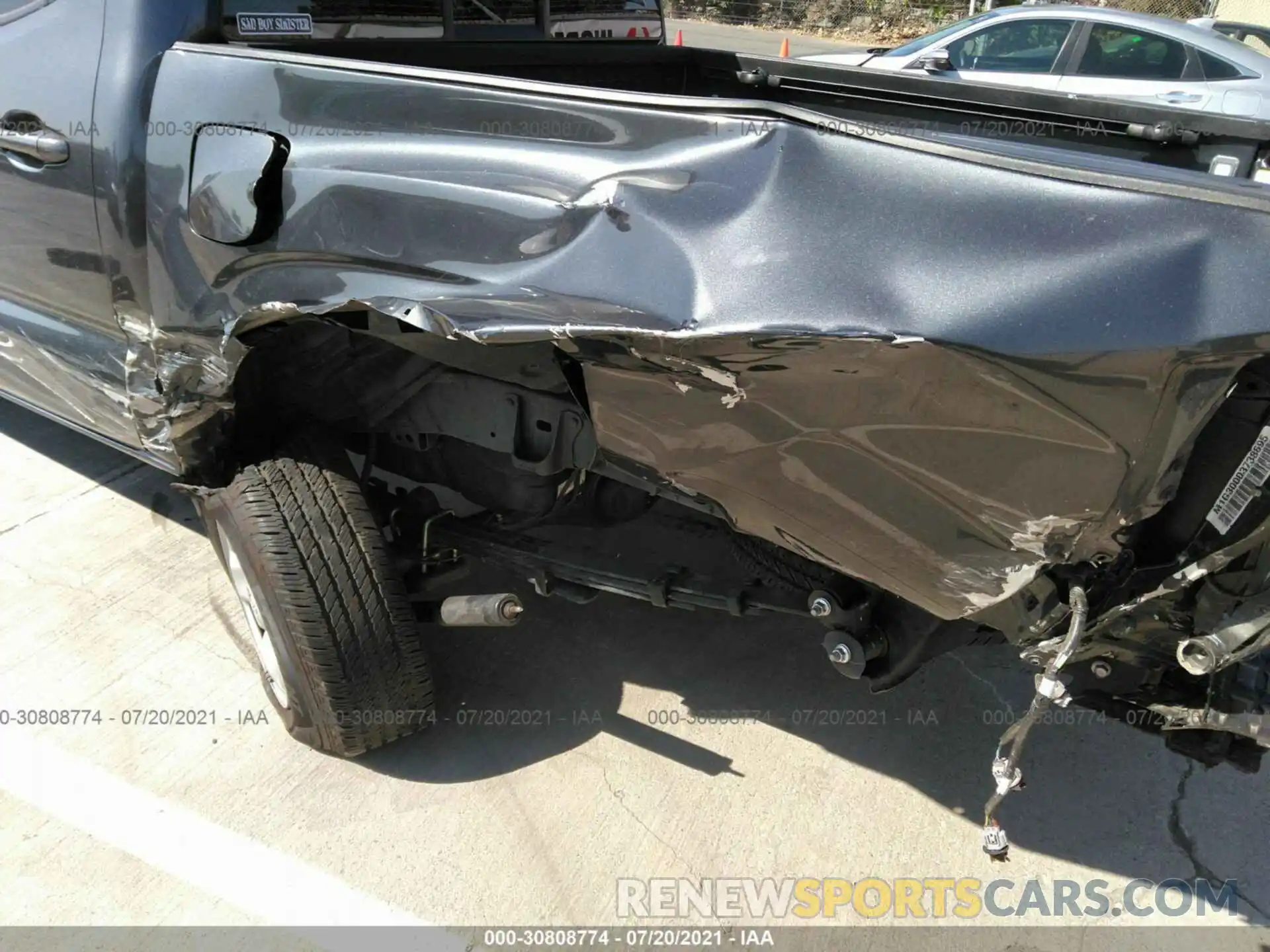 6 Photograph of a damaged car 3TMCZ5AN7LM368266 TOYOTA TACOMA 4WD 2020