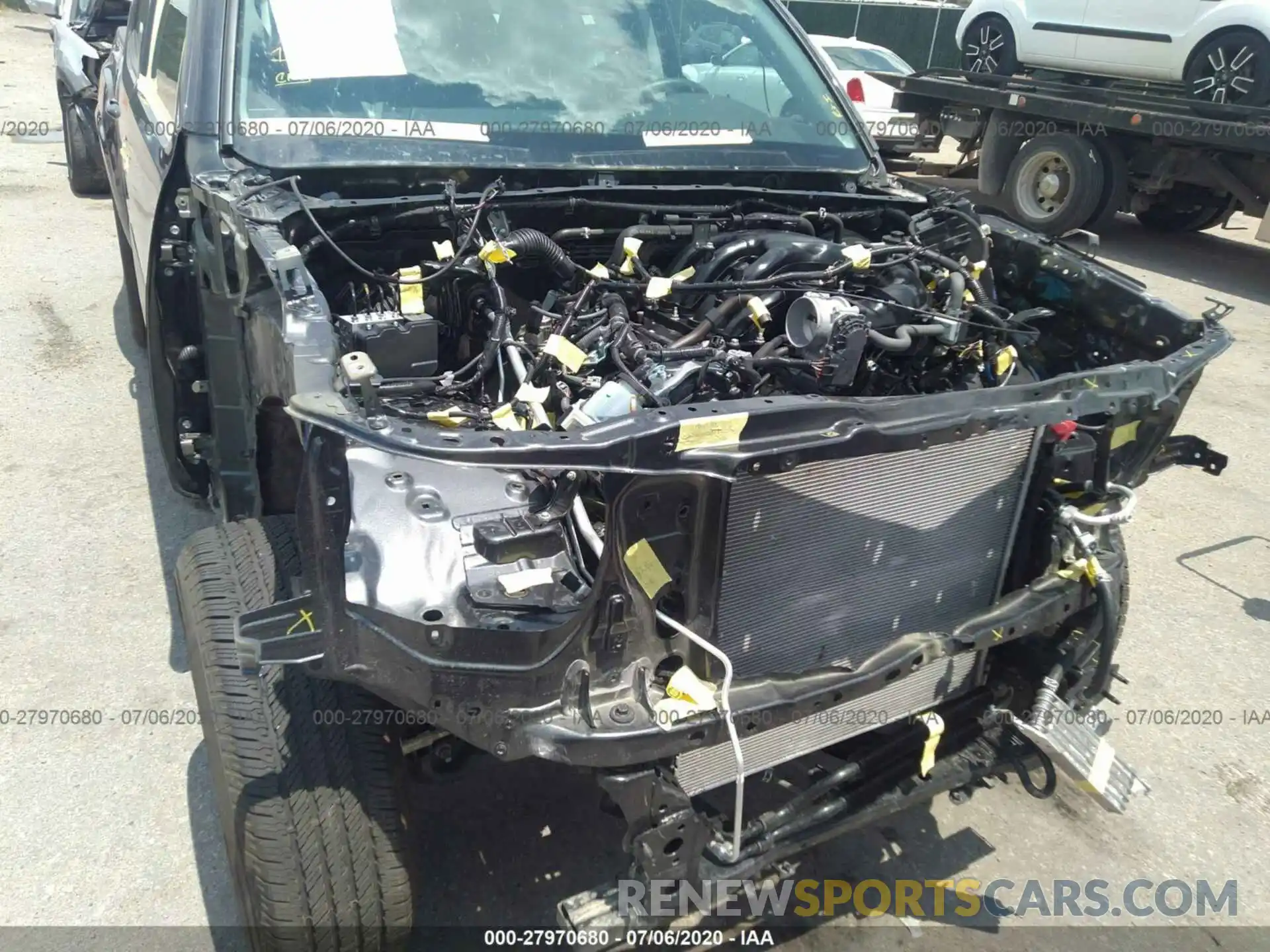 6 Фотография поврежденного автомобиля 3TMCZ5AN8LM300039 TOYOTA TACOMA 4WD 2020