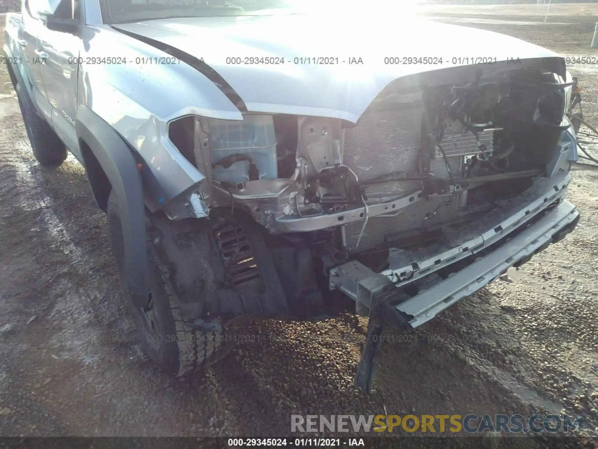 6 Фотография поврежденного автомобиля 3TMCZ5AN8LM302552 TOYOTA TACOMA 4WD 2020