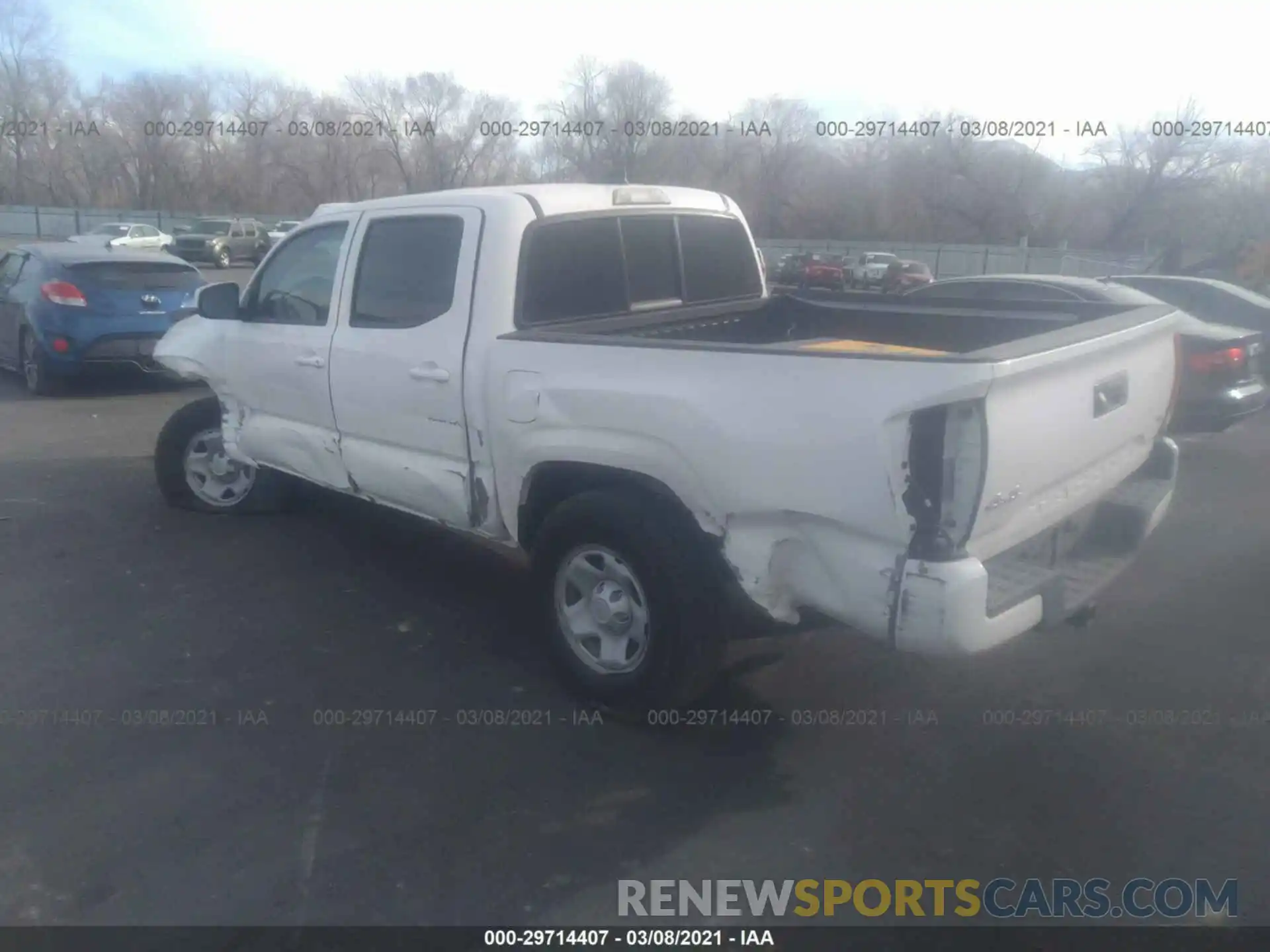 3 Photograph of a damaged car 3TMCZ5AN8LM306701 TOYOTA TACOMA 4WD 2020