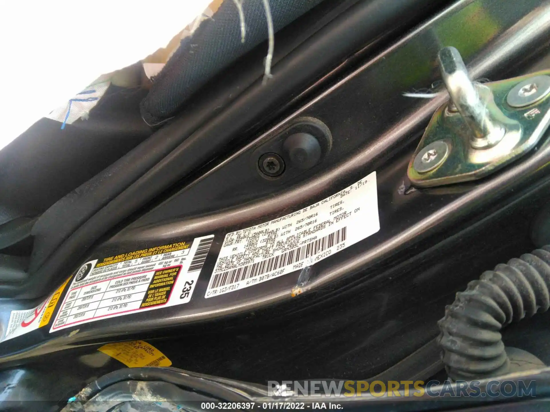 9 Photograph of a damaged car 3TMCZ5AN8LM309971 TOYOTA TACOMA 4WD 2020