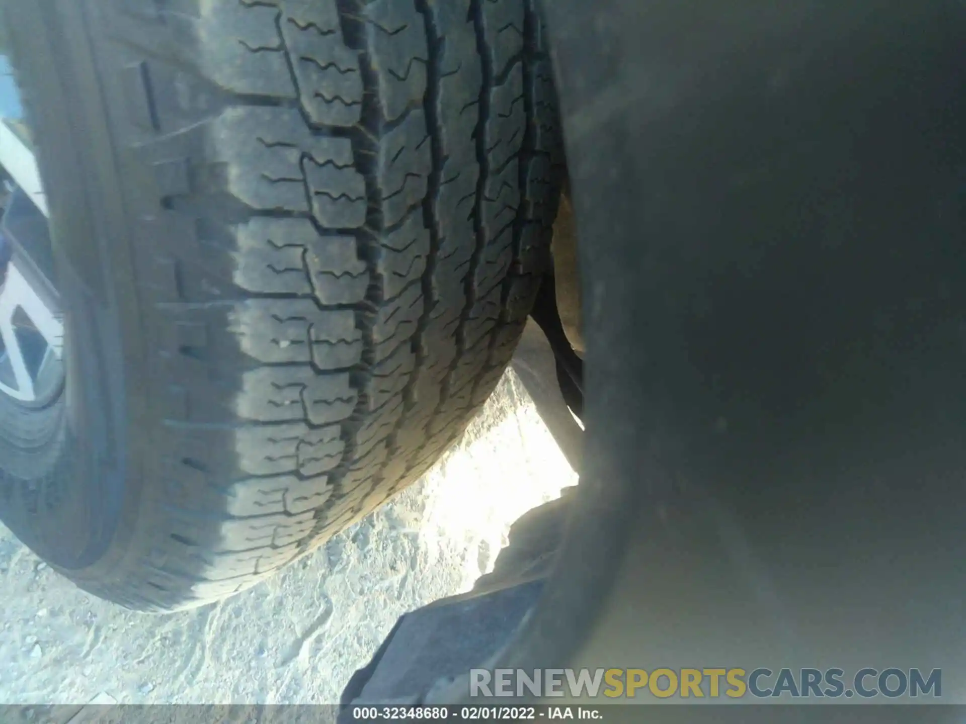 14 Photograph of a damaged car 3TMCZ5AN8LM322767 TOYOTA TACOMA 4WD 2020