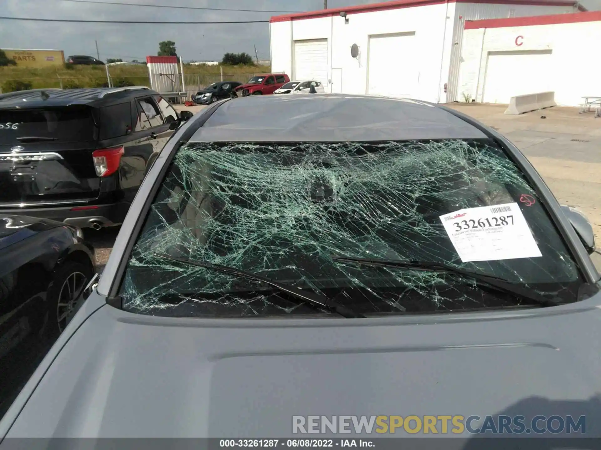 6 Photograph of a damaged car 3TMCZ5AN8LM327094 TOYOTA TACOMA 4WD 2020