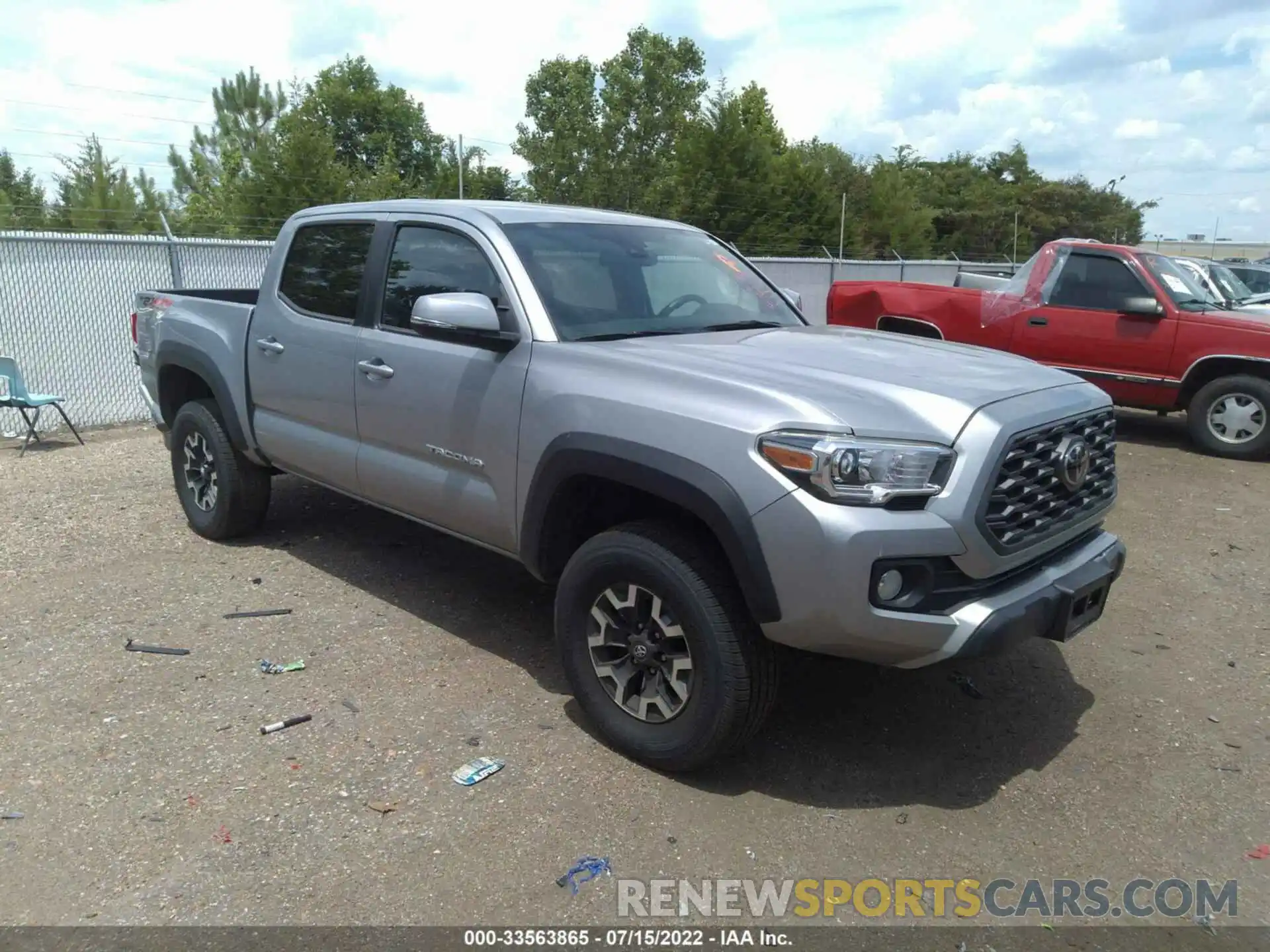 1 Фотография поврежденного автомобиля 3TMCZ5AN8LM327807 TOYOTA TACOMA 4WD 2020