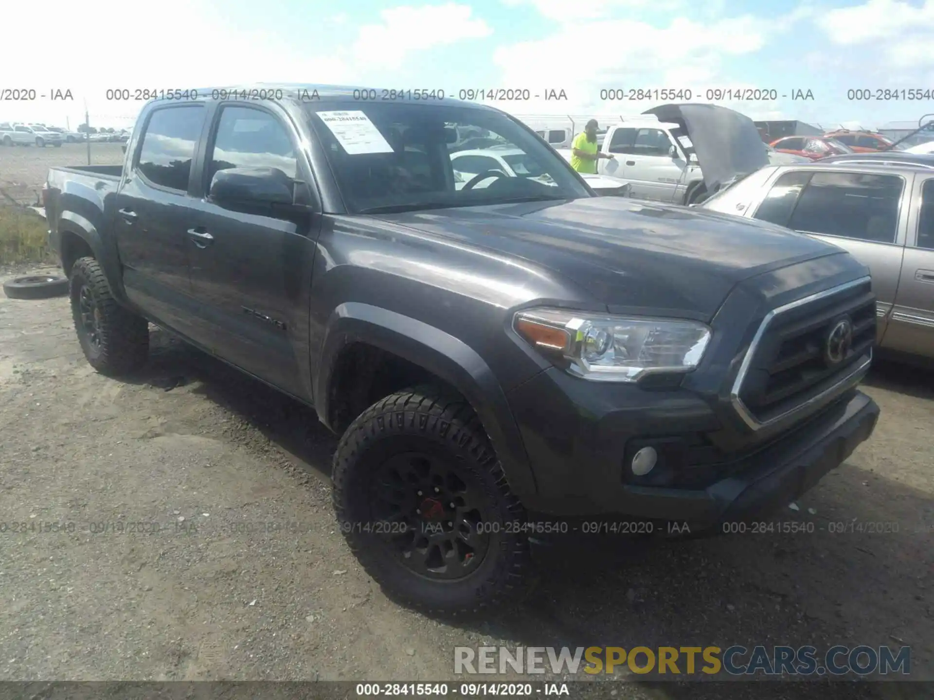 1 Photograph of a damaged car 3TMCZ5AN8LM333493 TOYOTA TACOMA 4WD 2020