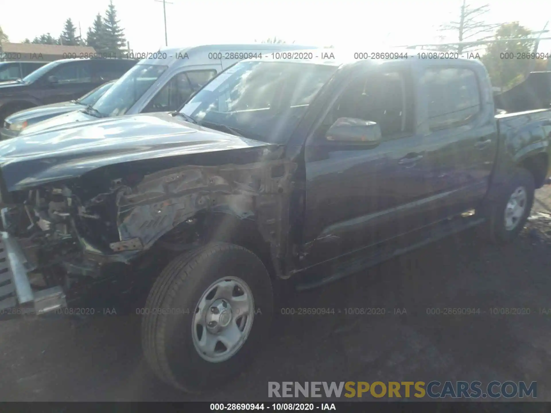 2 Photograph of a damaged car 3TMCZ5AN8LM338063 TOYOTA TACOMA 4WD 2020