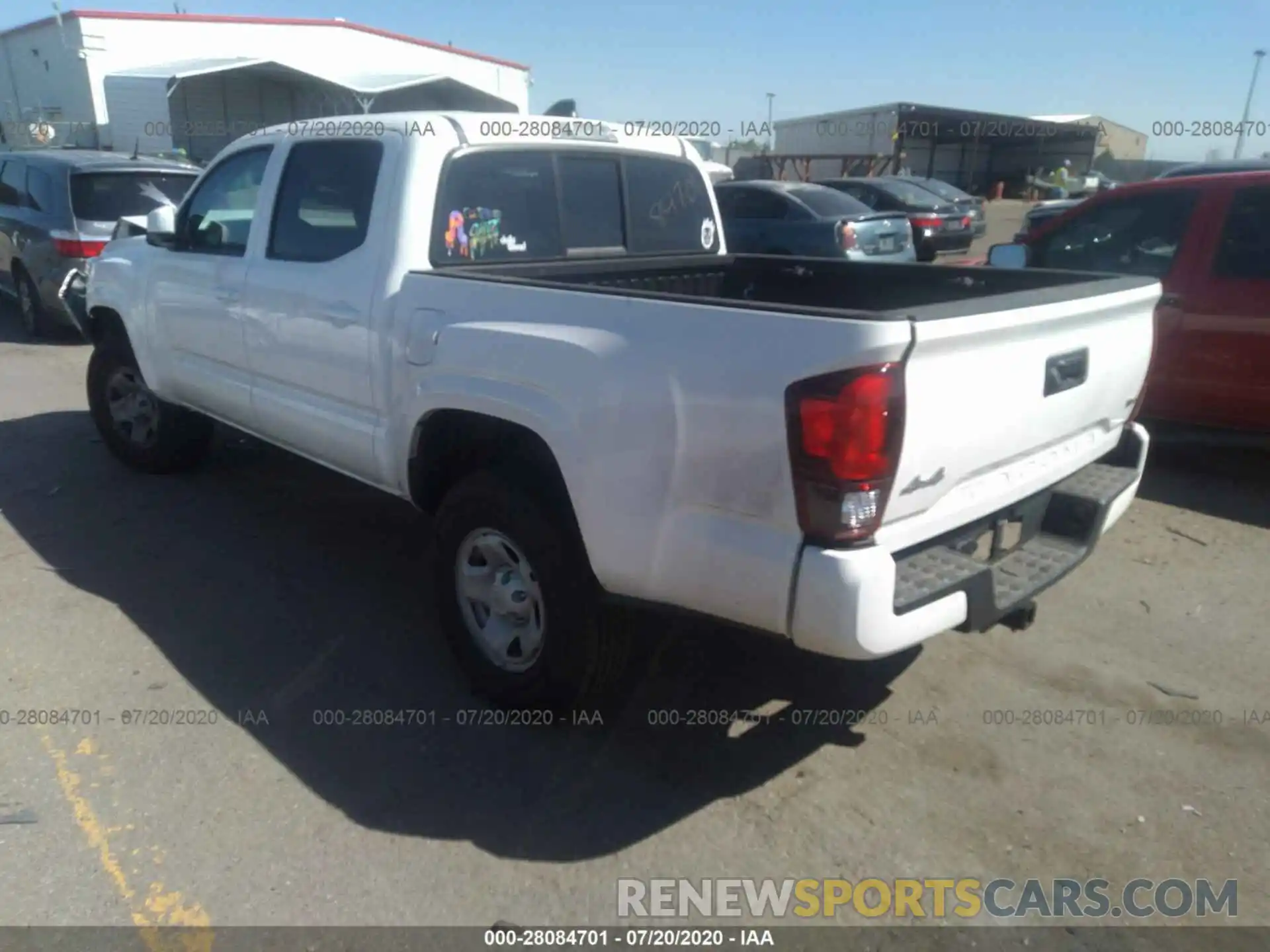 3 Photograph of a damaged car 3TMCZ5AN8LM341545 TOYOTA TACOMA 4WD 2020