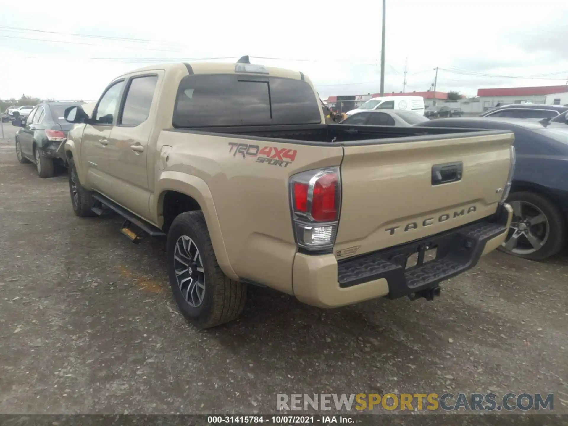 3 Photograph of a damaged car 3TMCZ5AN8LM343747 TOYOTA TACOMA 4WD 2020