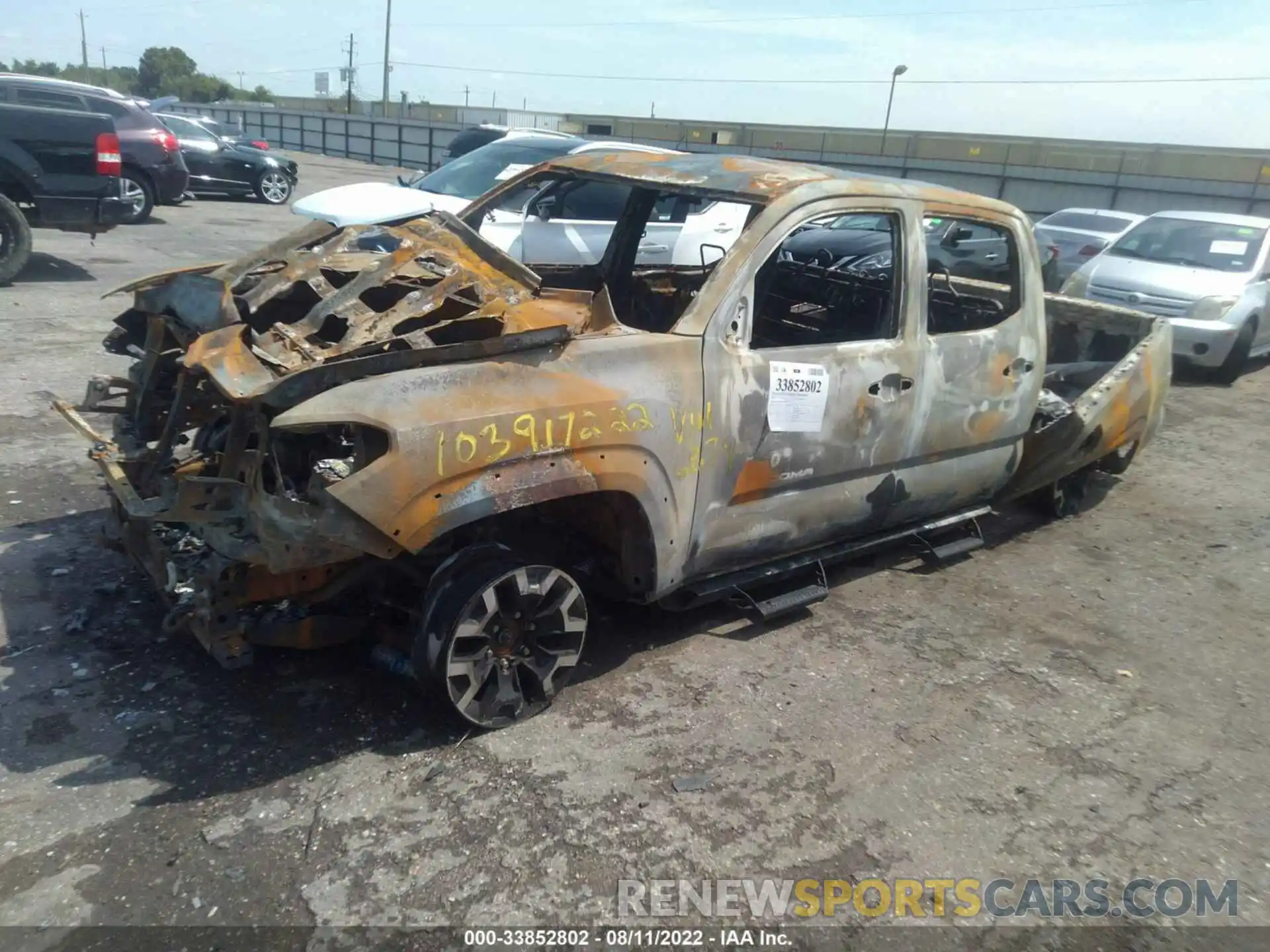 2 Photograph of a damaged car 3TMCZ5AN8LM346874 TOYOTA TACOMA 4WD 2020