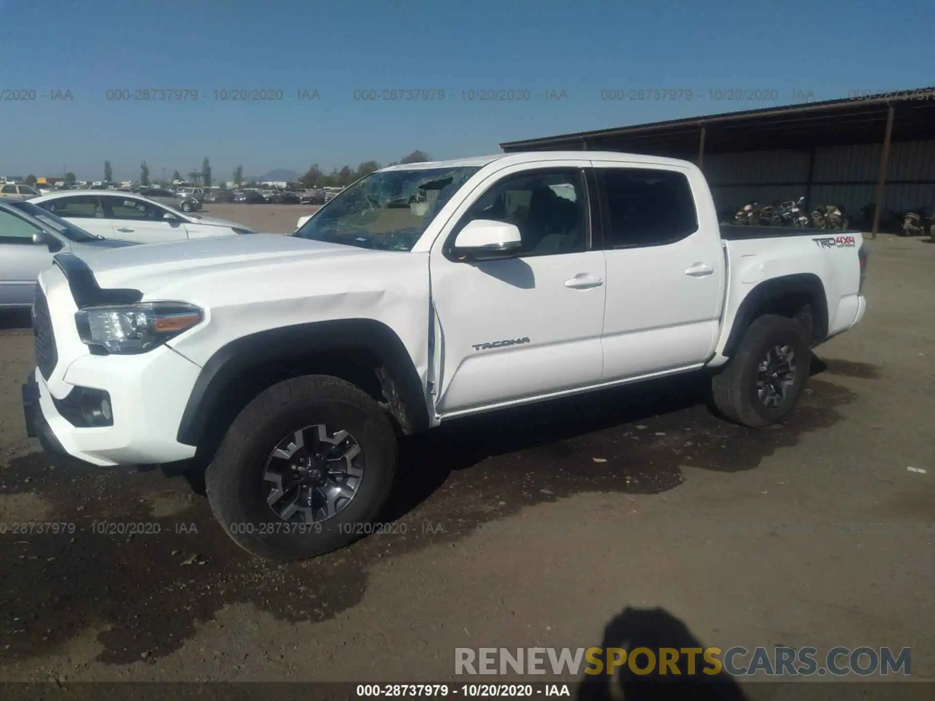 2 Photograph of a damaged car 3TMCZ5AN8LM351329 TOYOTA TACOMA 4WD 2020