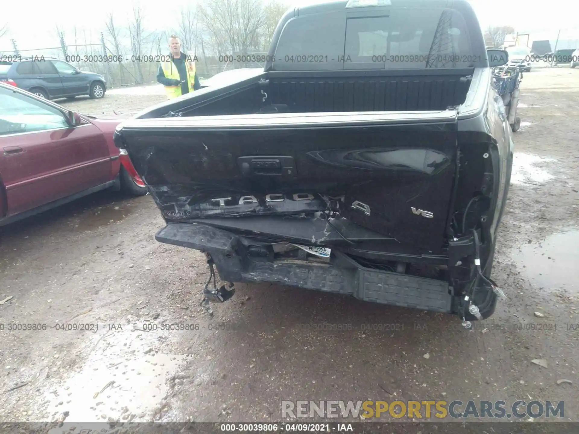 6 Фотография поврежденного автомобиля 3TMCZ5AN8LM355459 TOYOTA TACOMA 4WD 2020