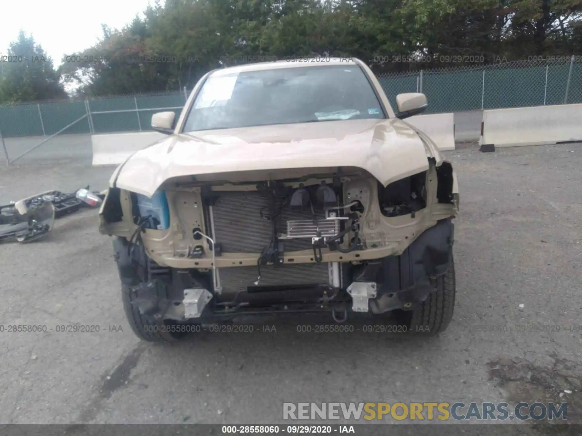 6 Photograph of a damaged car 3TMCZ5AN9LM311163 TOYOTA TACOMA 4WD 2020