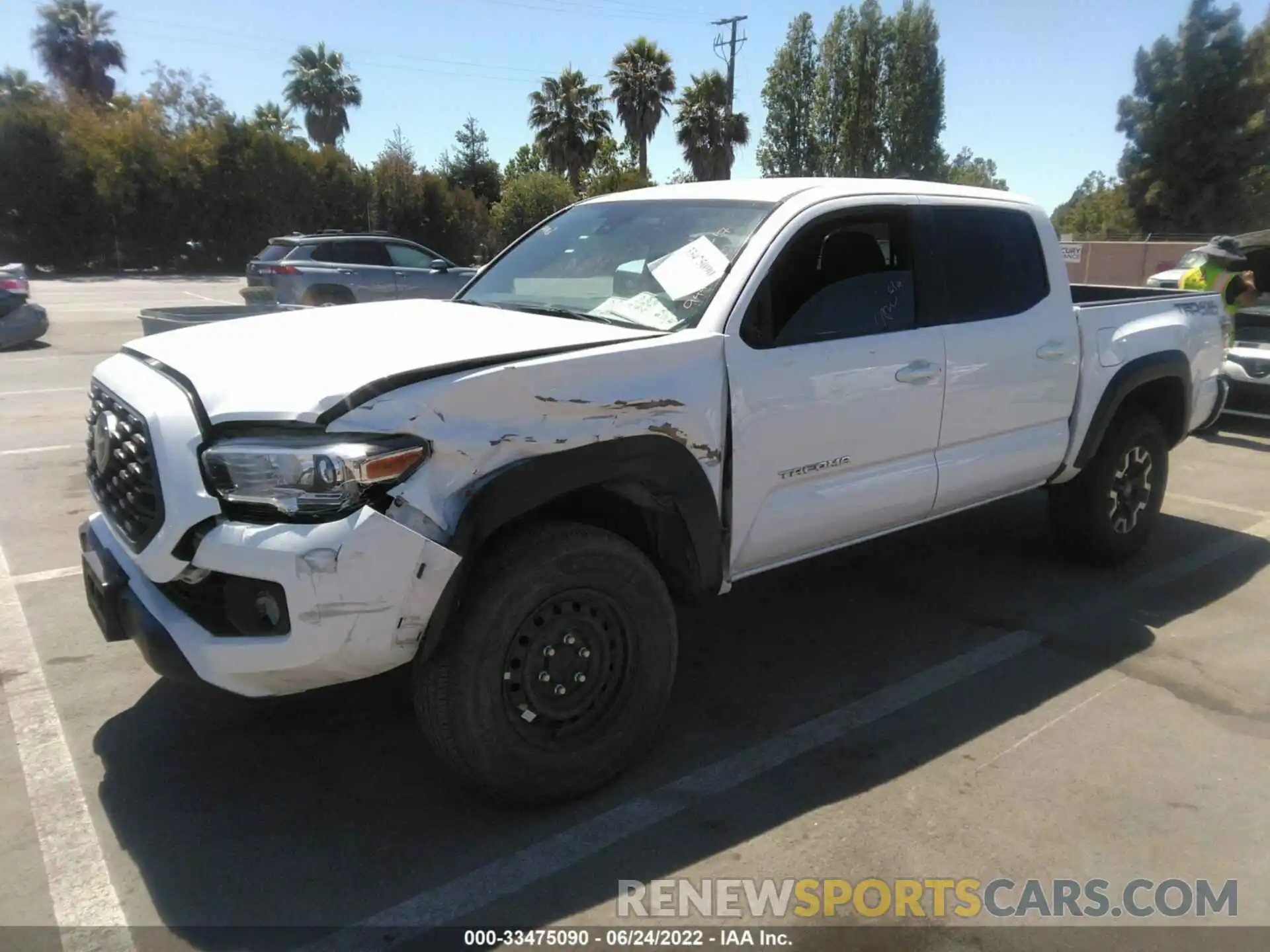 2 Photograph of a damaged car 3TMCZ5AN9LM331431 TOYOTA TACOMA 4WD 2020