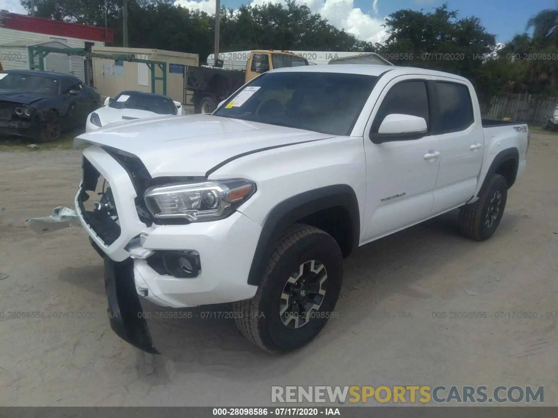 2 Photograph of a damaged car 3TMCZ5AN9LM333891 TOYOTA TACOMA 4WD 2020