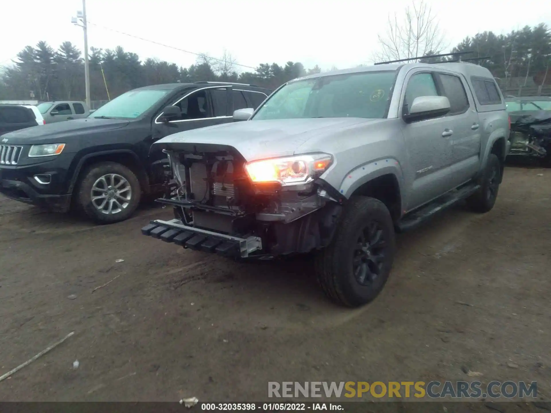 2 Photograph of a damaged car 3TMCZ5AN9LM342574 TOYOTA TACOMA 4WD 2020