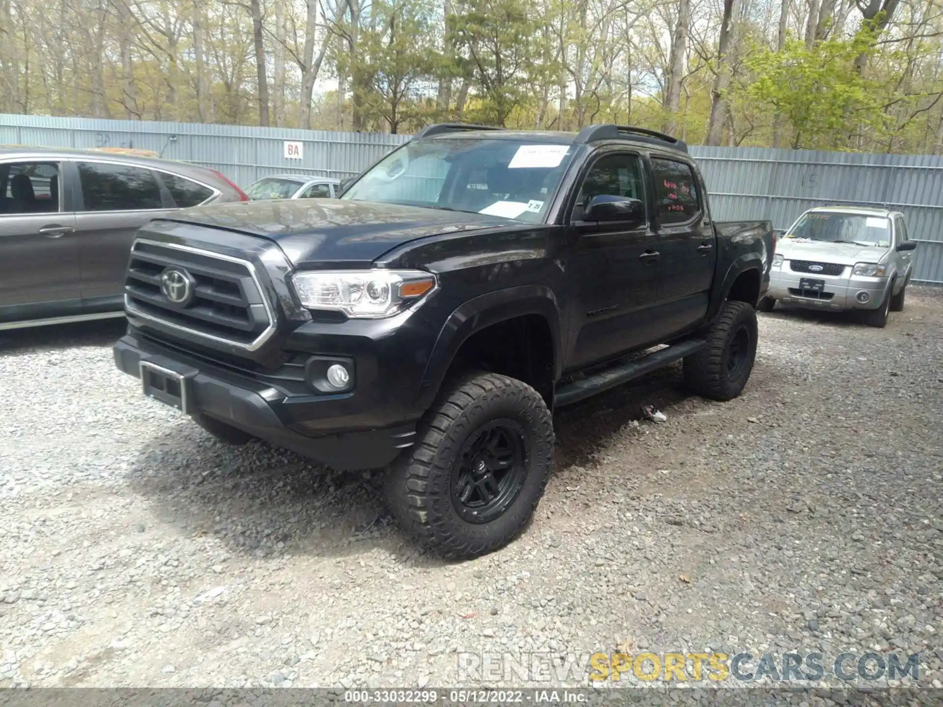 2 Photograph of a damaged car 3TMCZ5AN9LM347919 TOYOTA TACOMA 4WD 2020