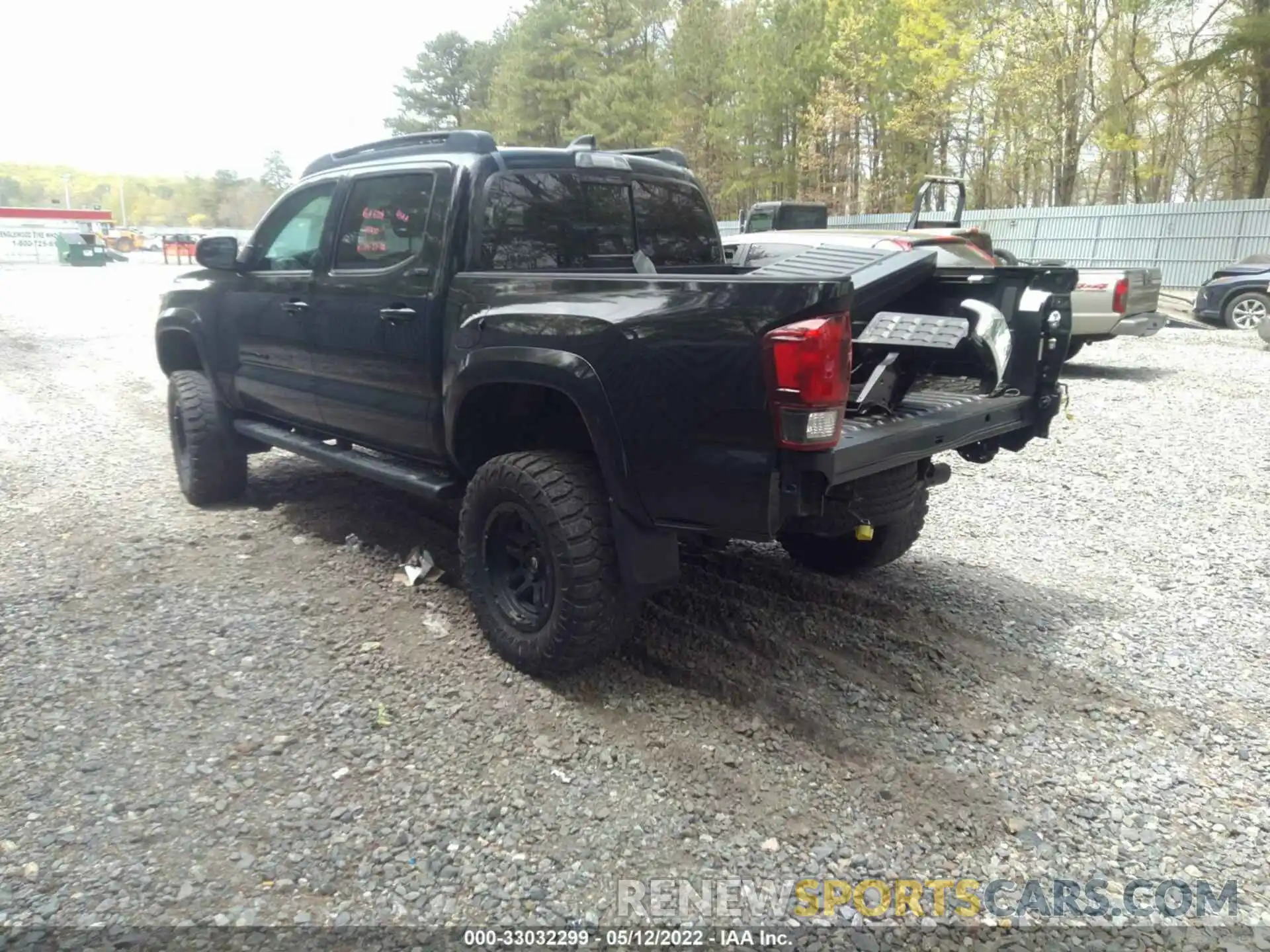 3 Photograph of a damaged car 3TMCZ5AN9LM347919 TOYOTA TACOMA 4WD 2020