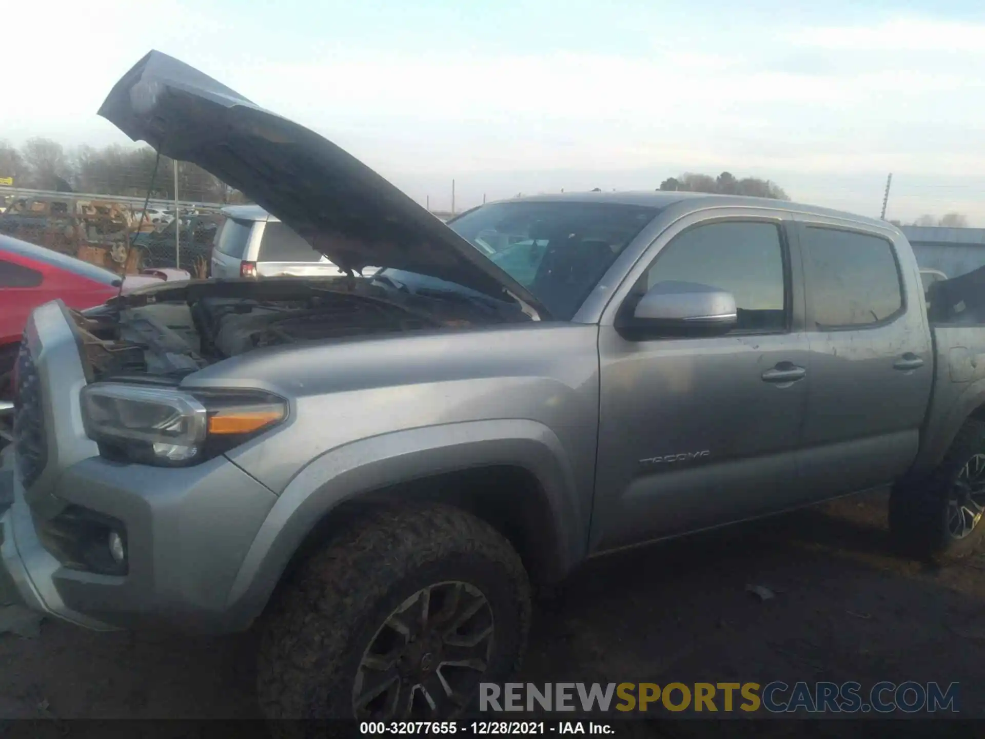 6 Photograph of a damaged car 3TMCZ5AN9LM353543 TOYOTA TACOMA 4WD 2020