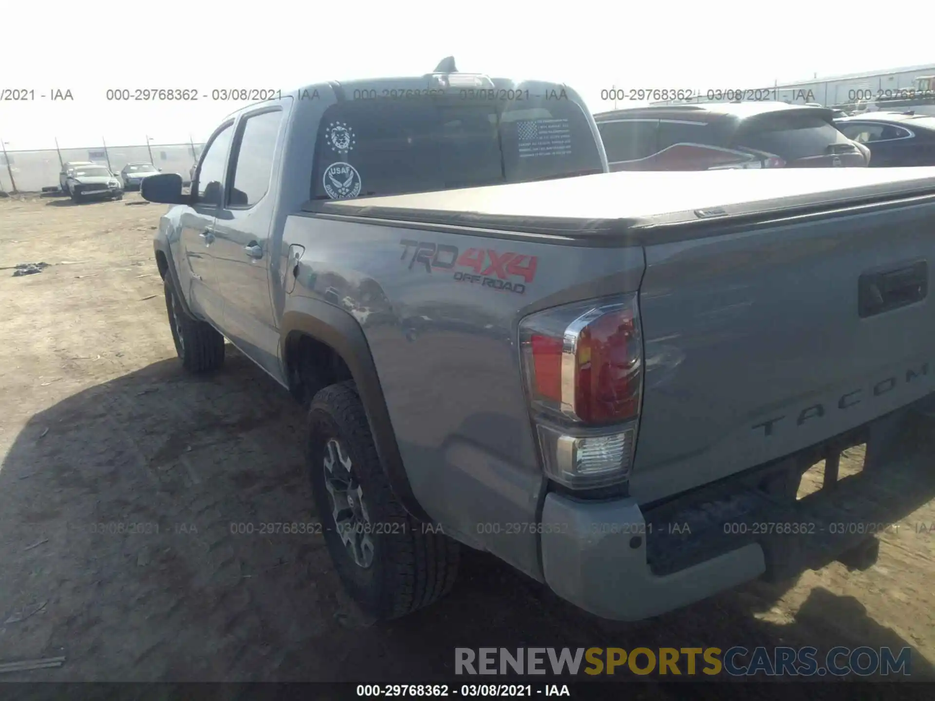 3 Photograph of a damaged car 3TMCZ5AN9LM366194 TOYOTA TACOMA 4WD 2020