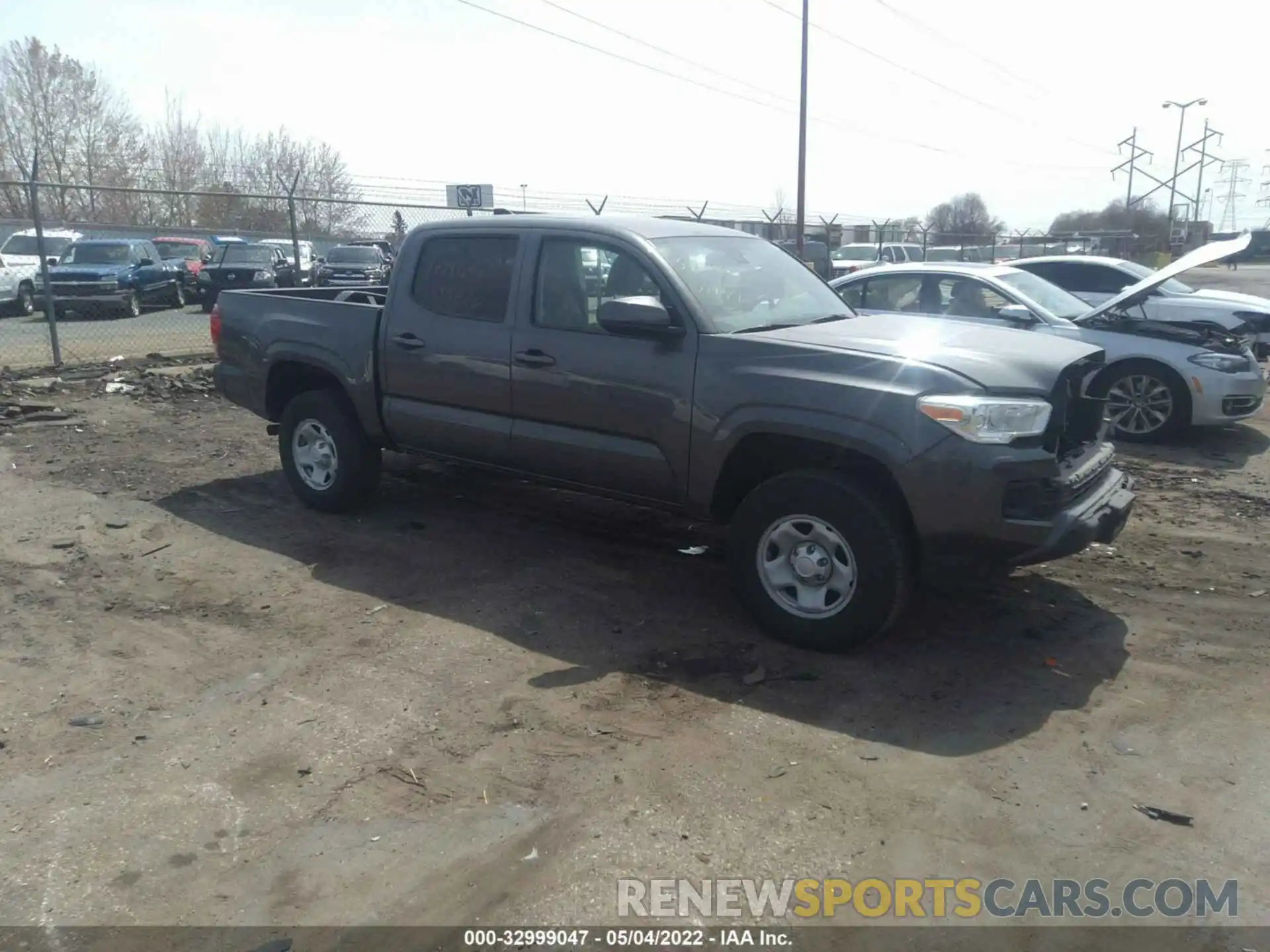 1 Photograph of a damaged car 3TMCZ5AN9LM366695 TOYOTA TACOMA 4WD 2020