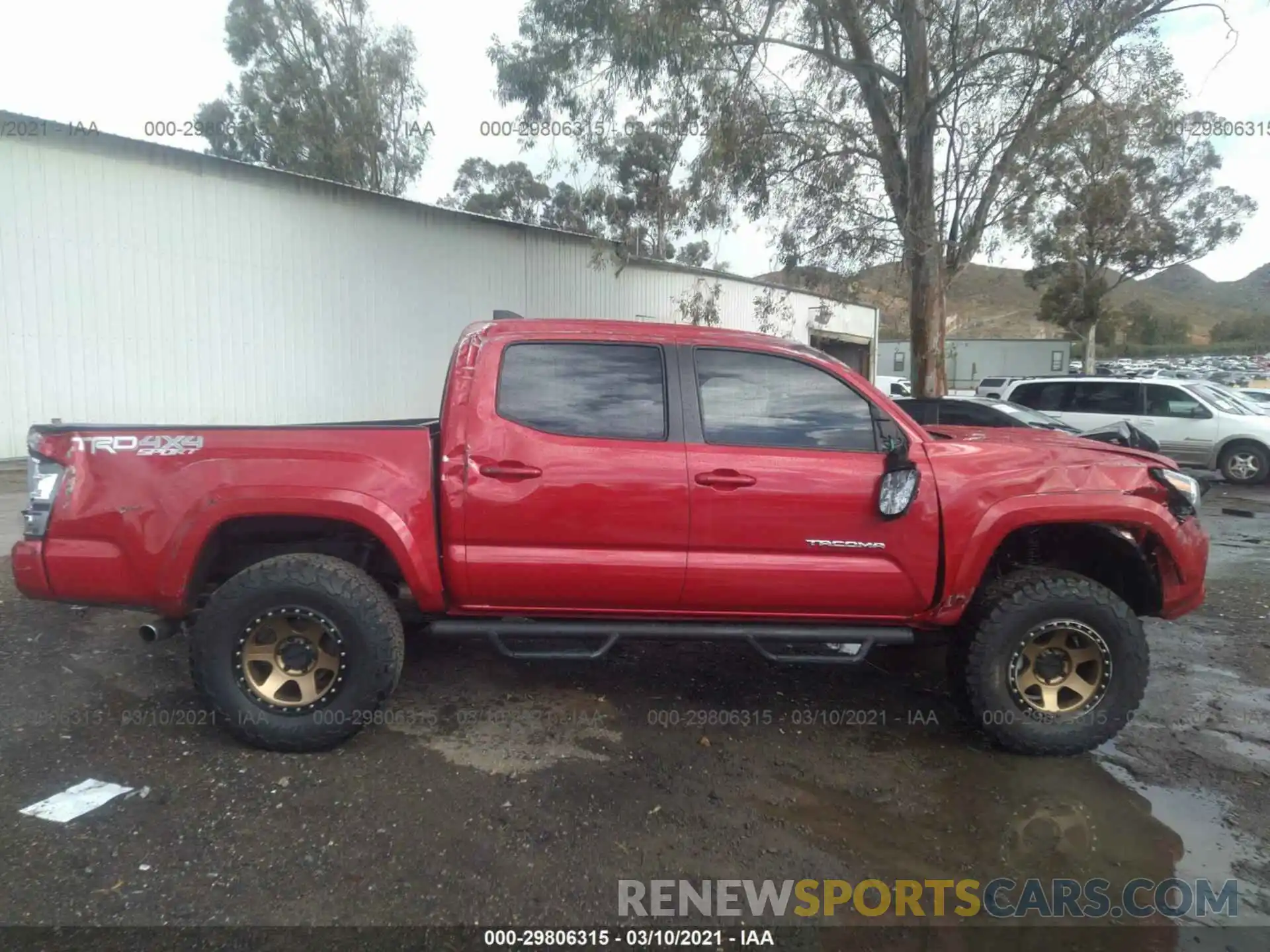 6 Photograph of a damaged car 3TMCZ5ANXLM290033 TOYOTA TACOMA 4WD 2020