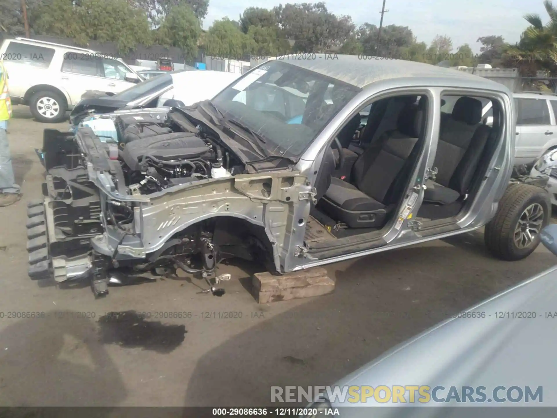 2 Photograph of a damaged car 3TMCZ5ANXLM296656 TOYOTA TACOMA 4WD 2020