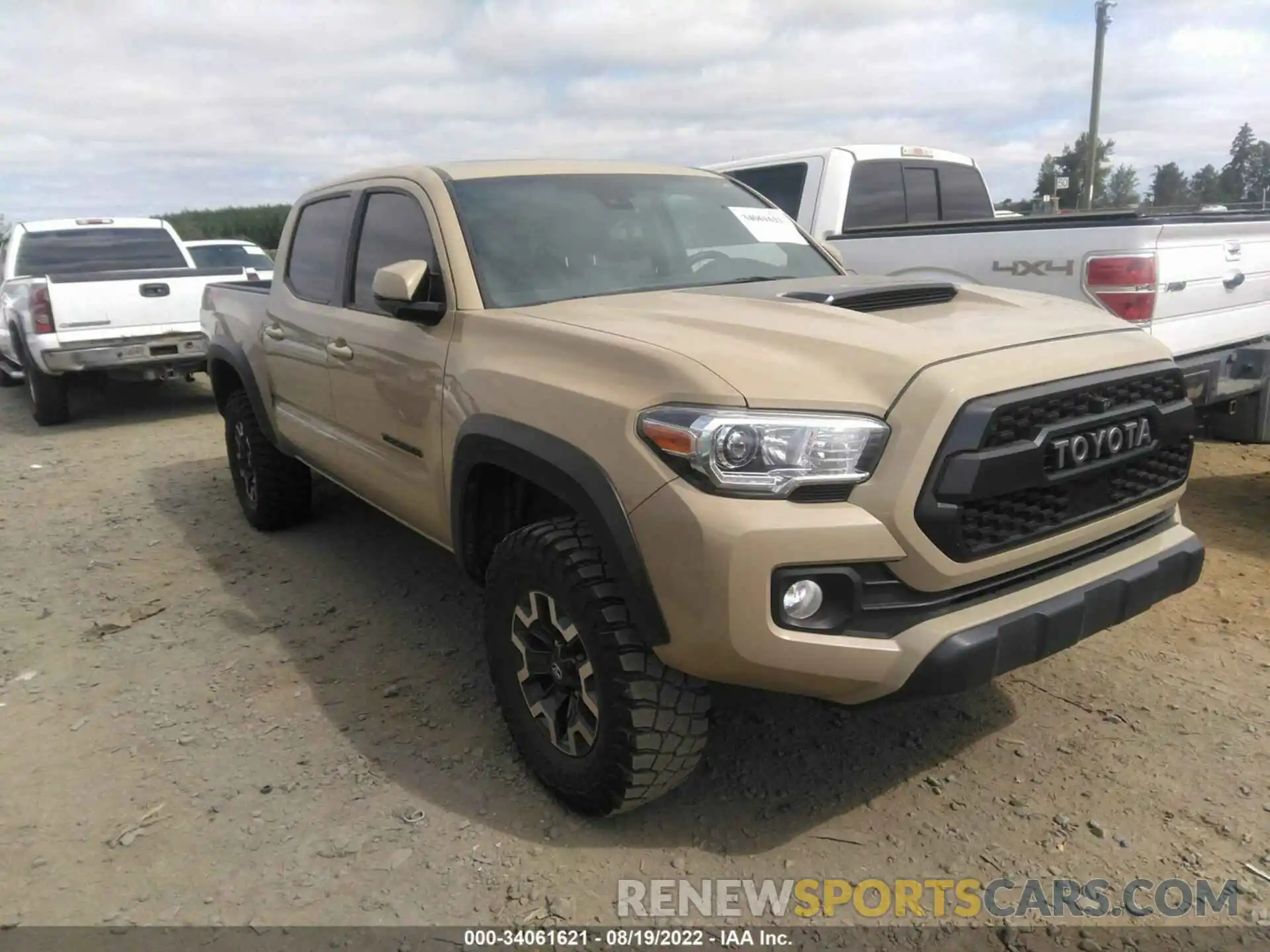 1 Фотография поврежденного автомобиля 3TMCZ5ANXLM297564 TOYOTA TACOMA 4WD 2020