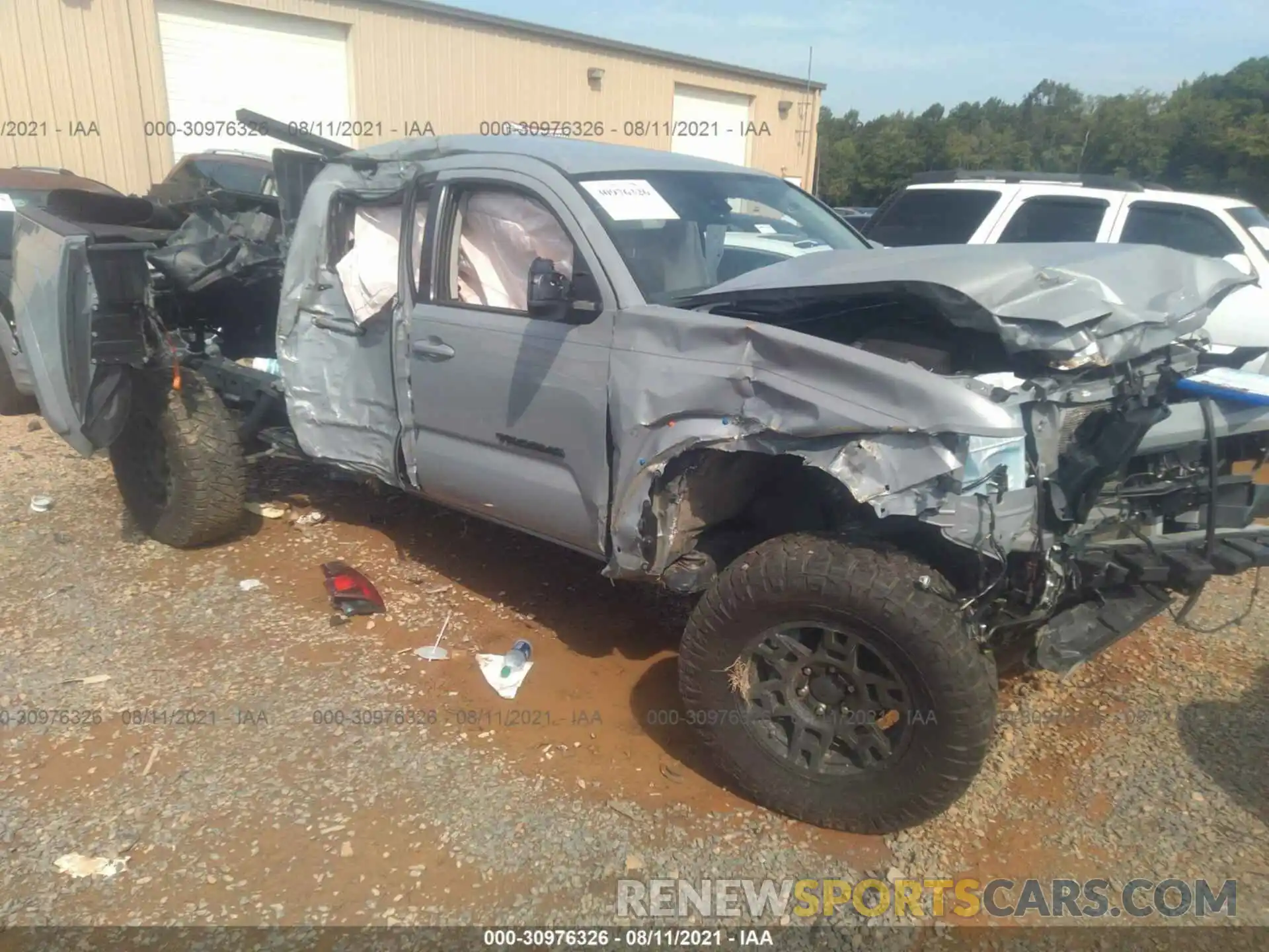 1 Photograph of a damaged car 3TMCZ5ANXLM298830 TOYOTA TACOMA 4WD 2020