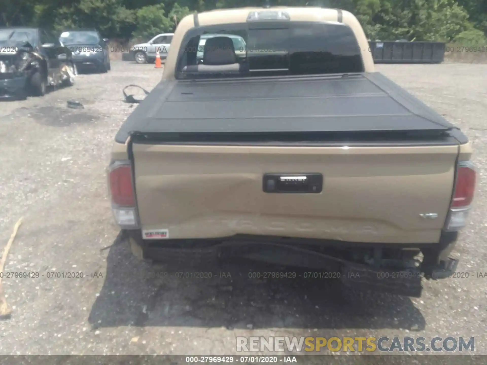 6 Photograph of a damaged car 3TMCZ5ANXLM307946 TOYOTA TACOMA 4WD 2020