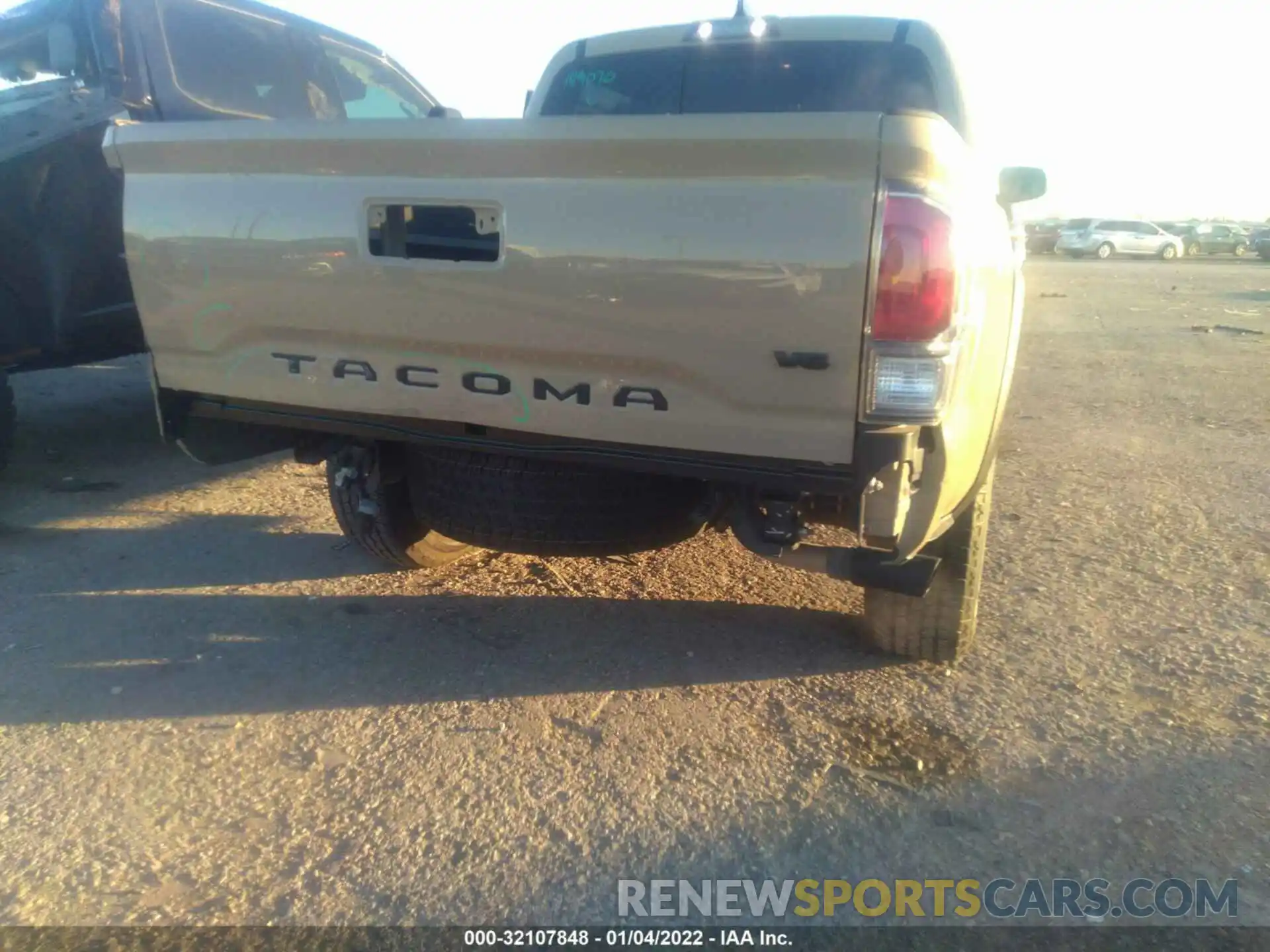 6 Photograph of a damaged car 3TMCZ5ANXLM317764 TOYOTA TACOMA 4WD 2020