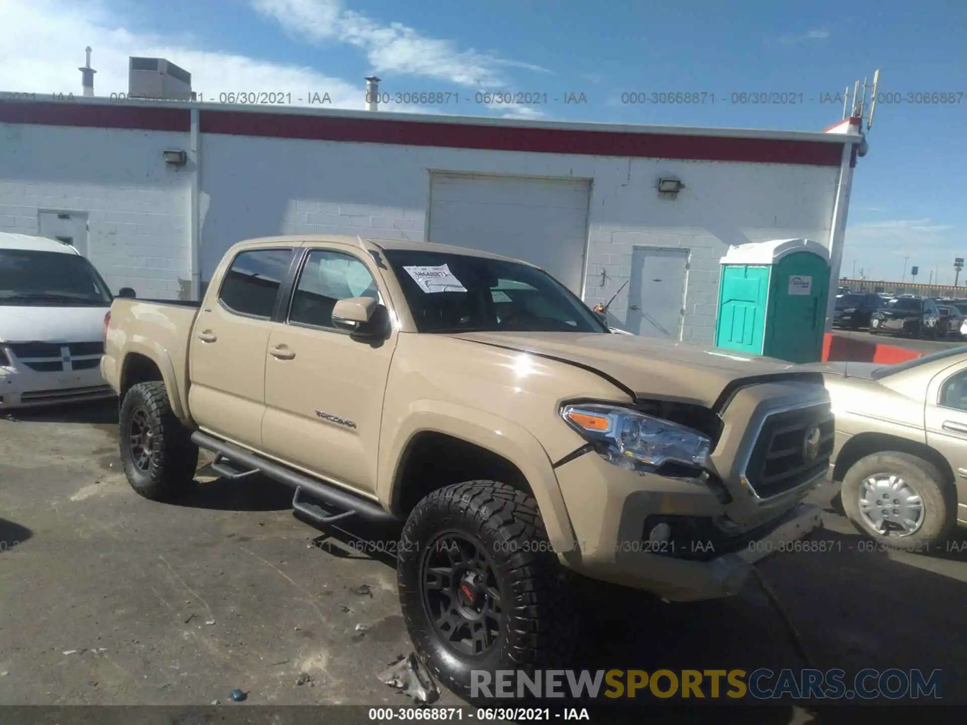 1 Photograph of a damaged car 3TMCZ5ANXLM320258 TOYOTA TACOMA 4WD 2020