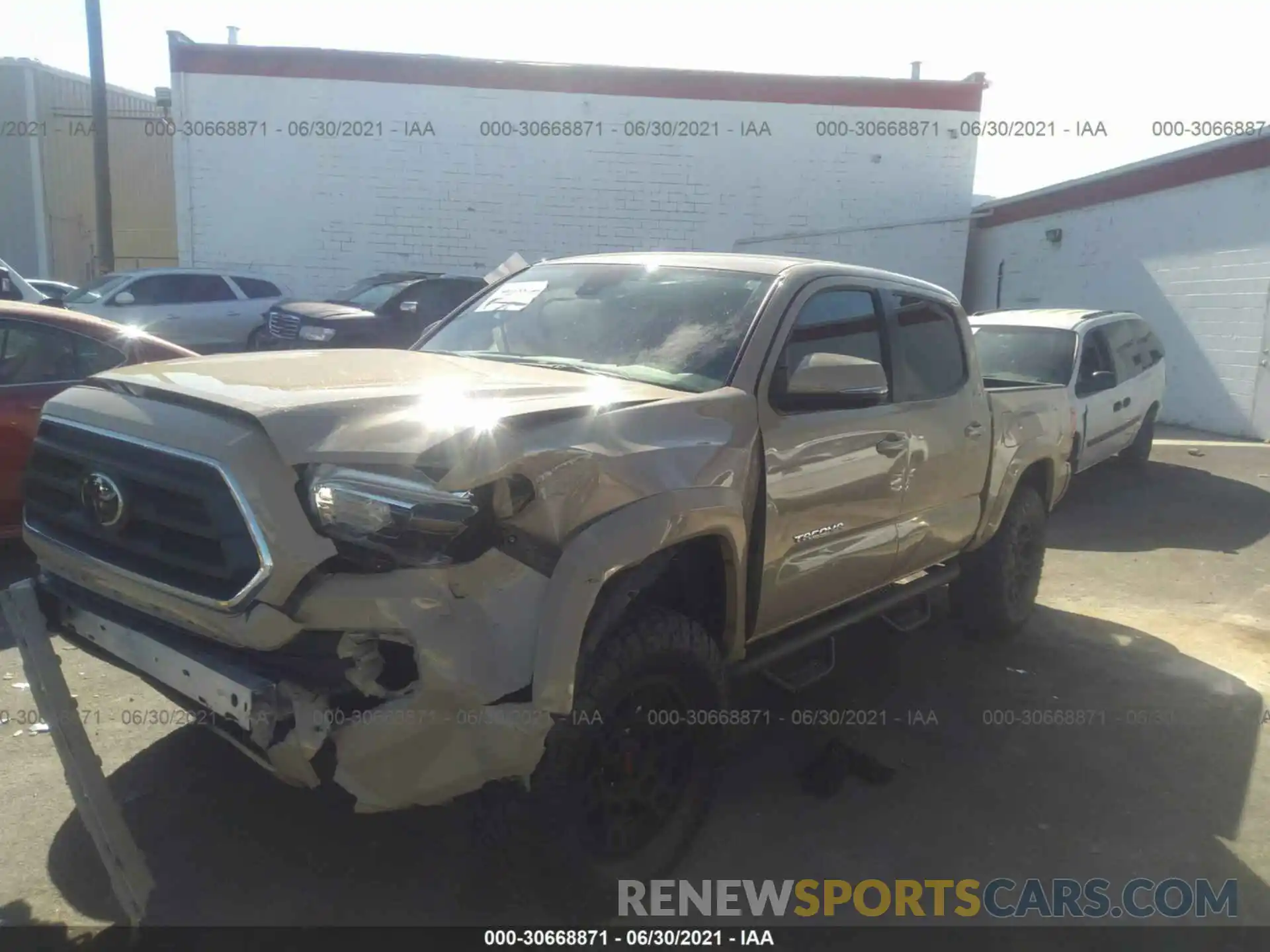 2 Photograph of a damaged car 3TMCZ5ANXLM320258 TOYOTA TACOMA 4WD 2020