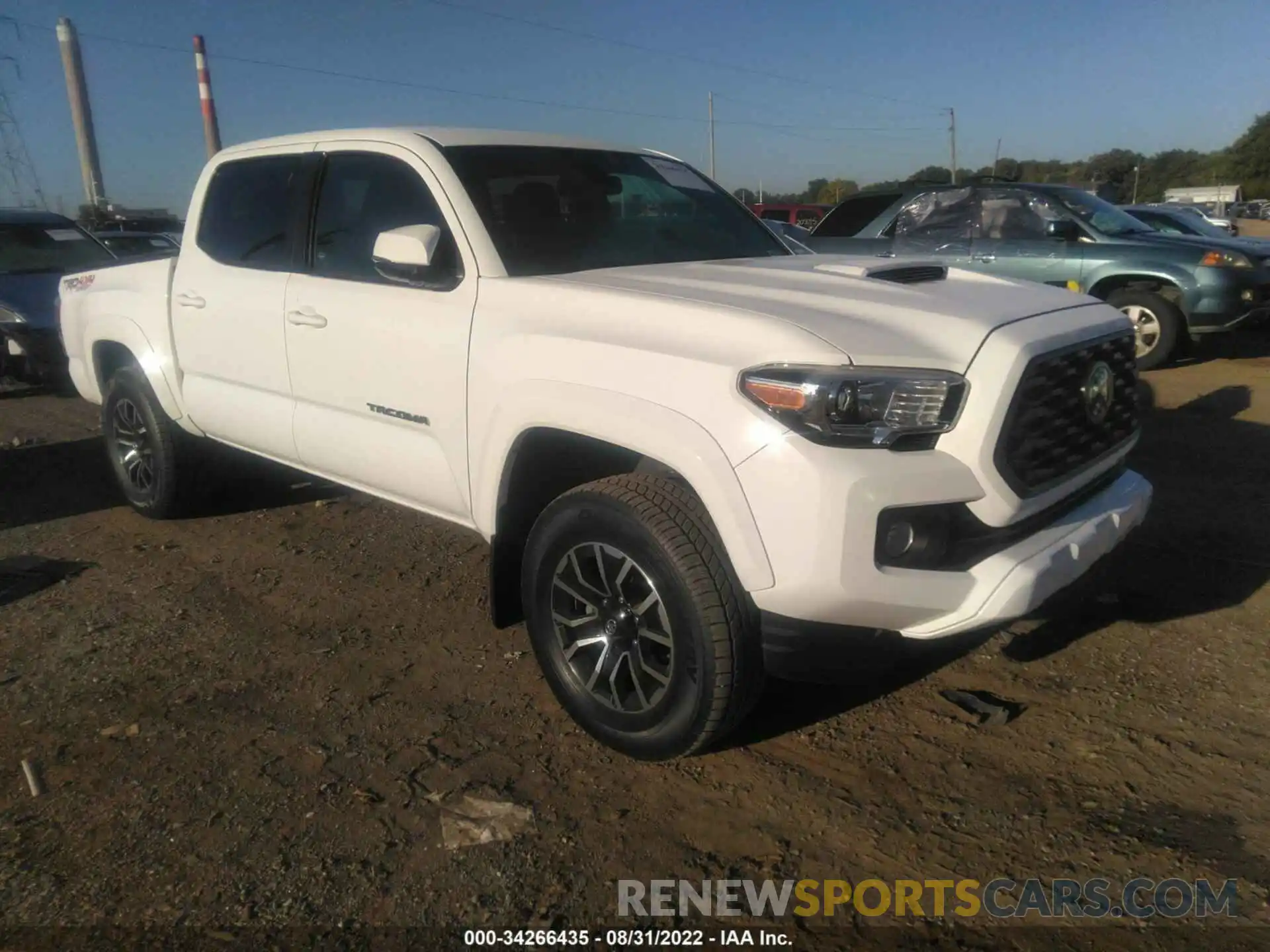 1 Фотография поврежденного автомобиля 3TMCZ5ANXLM320373 TOYOTA TACOMA 4WD 2020