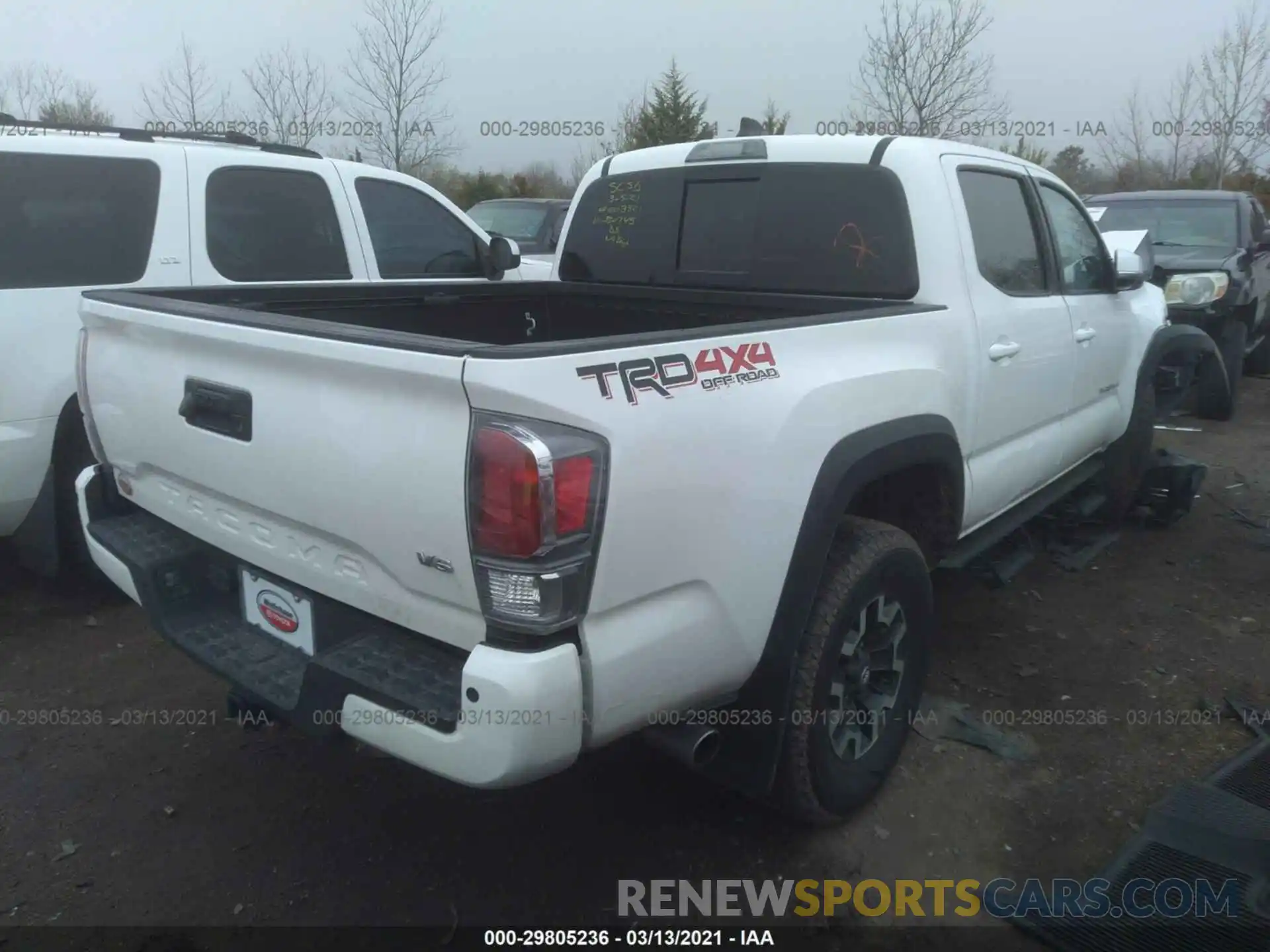 4 Photograph of a damaged car 3TMCZ5ANXLM320745 TOYOTA TACOMA 4WD 2020