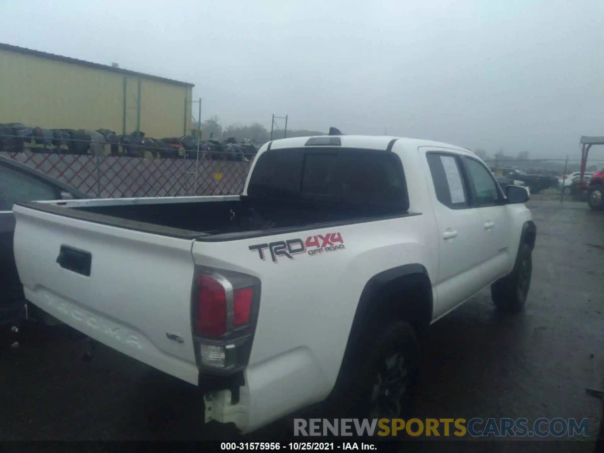 4 Photograph of a damaged car 3TMCZ5ANXLM321247 TOYOTA TACOMA 4WD 2020