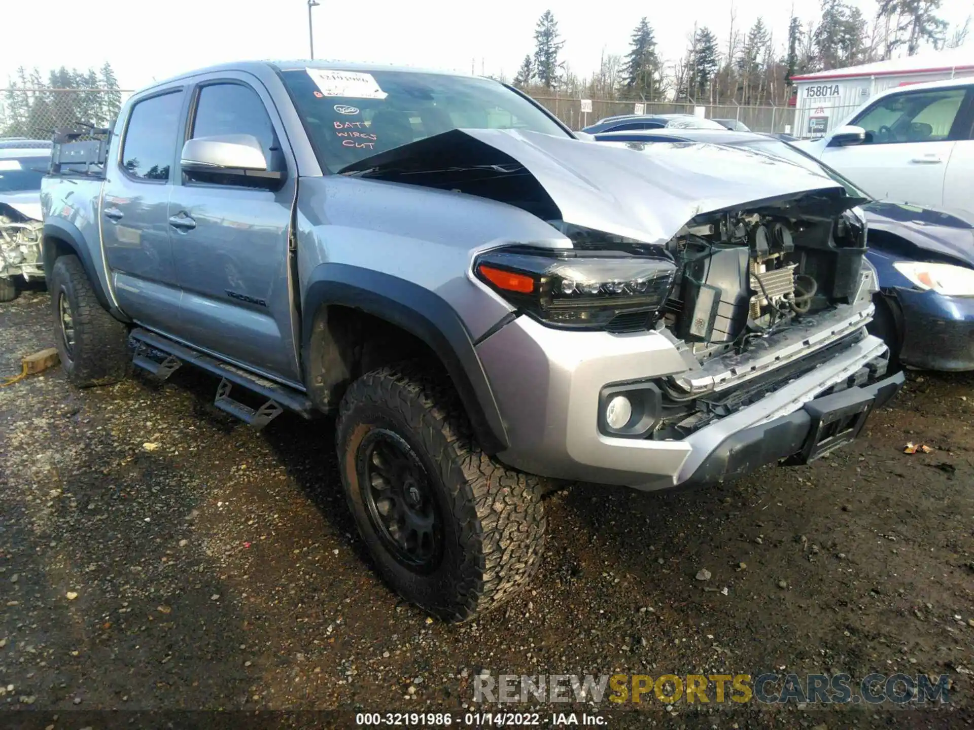 1 Photograph of a damaged car 3TMCZ5ANXLM326884 TOYOTA TACOMA 4WD 2020