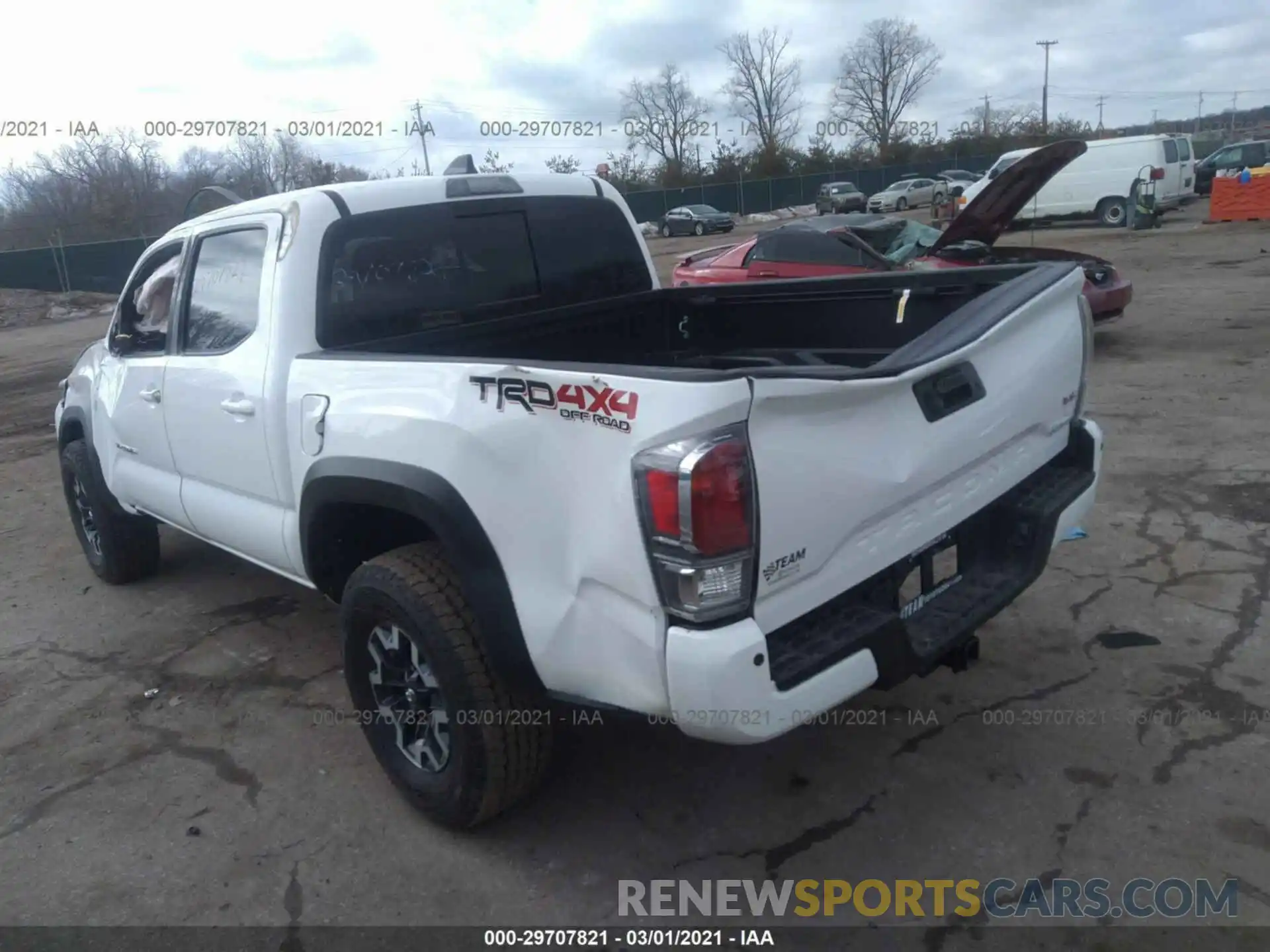 3 Photograph of a damaged car 3TMCZ5ANXLM348917 TOYOTA TACOMA 4WD 2020