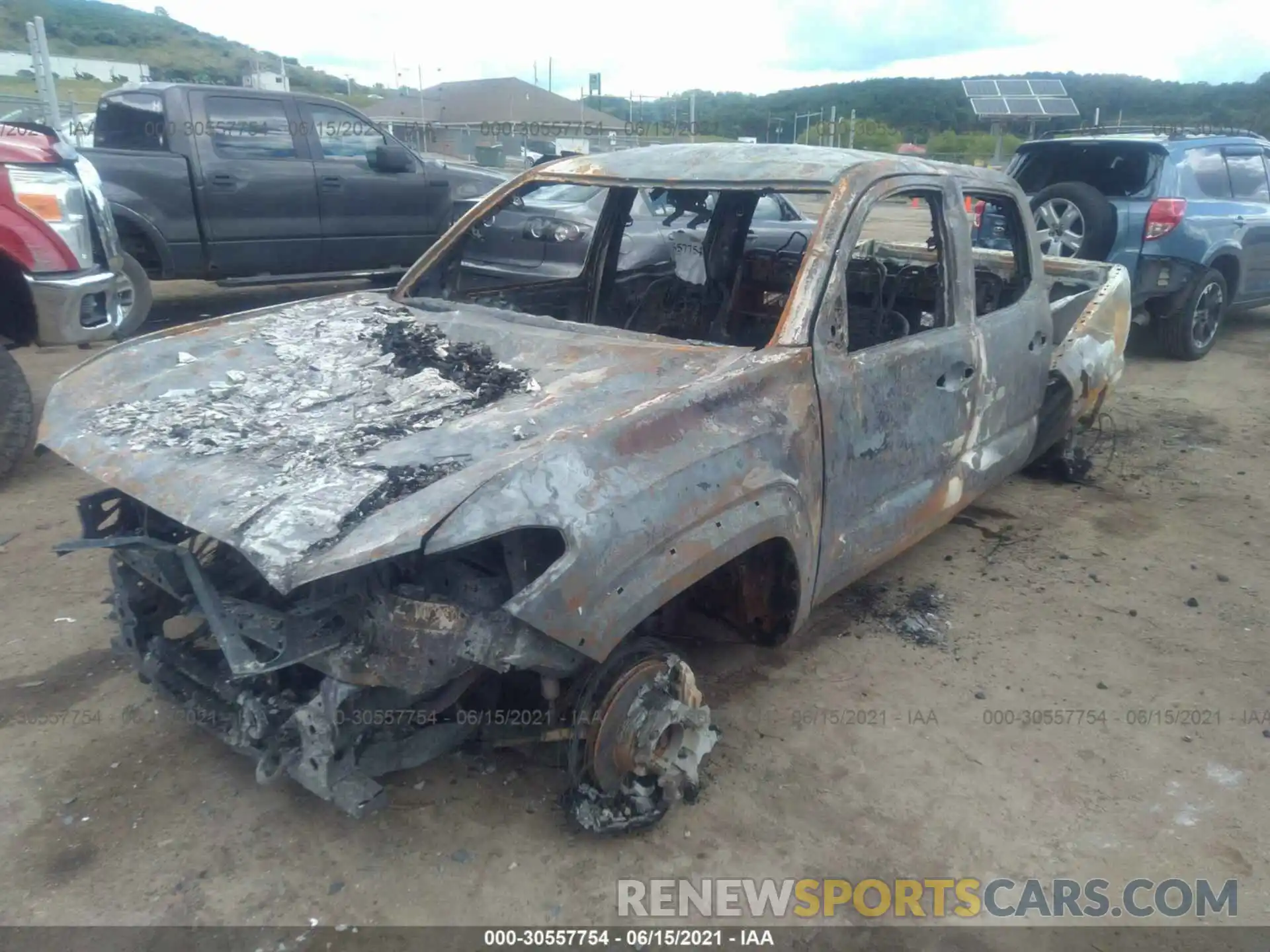 2 Photograph of a damaged car 3TMCZ5ANXLM354104 TOYOTA TACOMA 4WD 2020